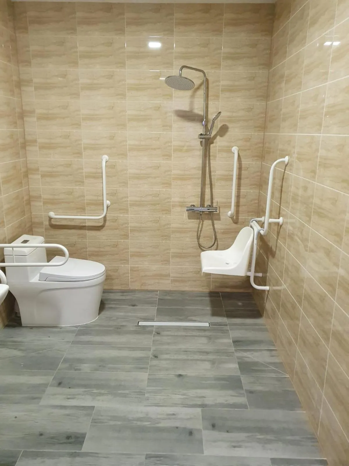 Comfort Stay, EV, Parking