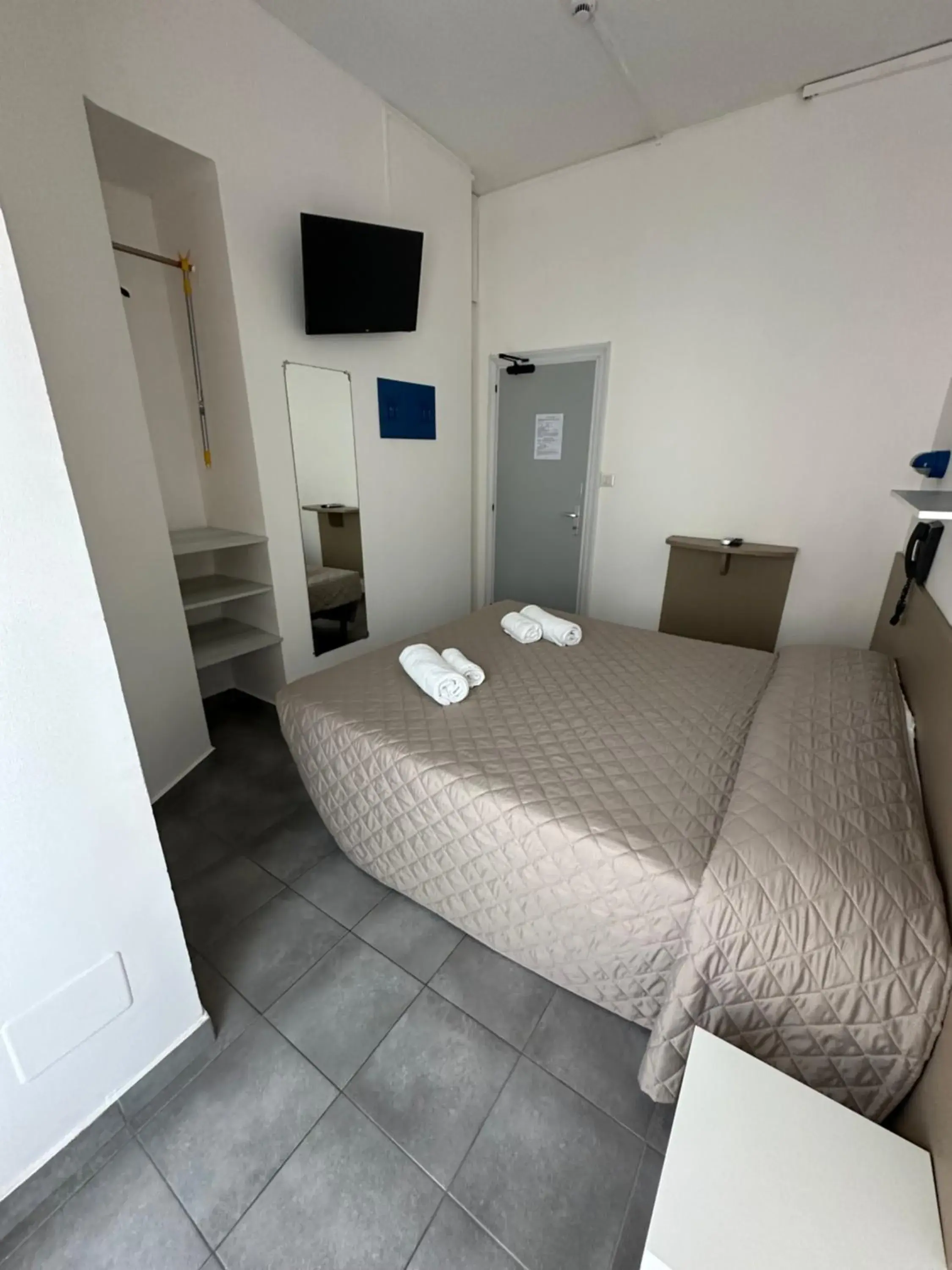 Bedroom in Hotel Austria Bedroom in Hotel Austria