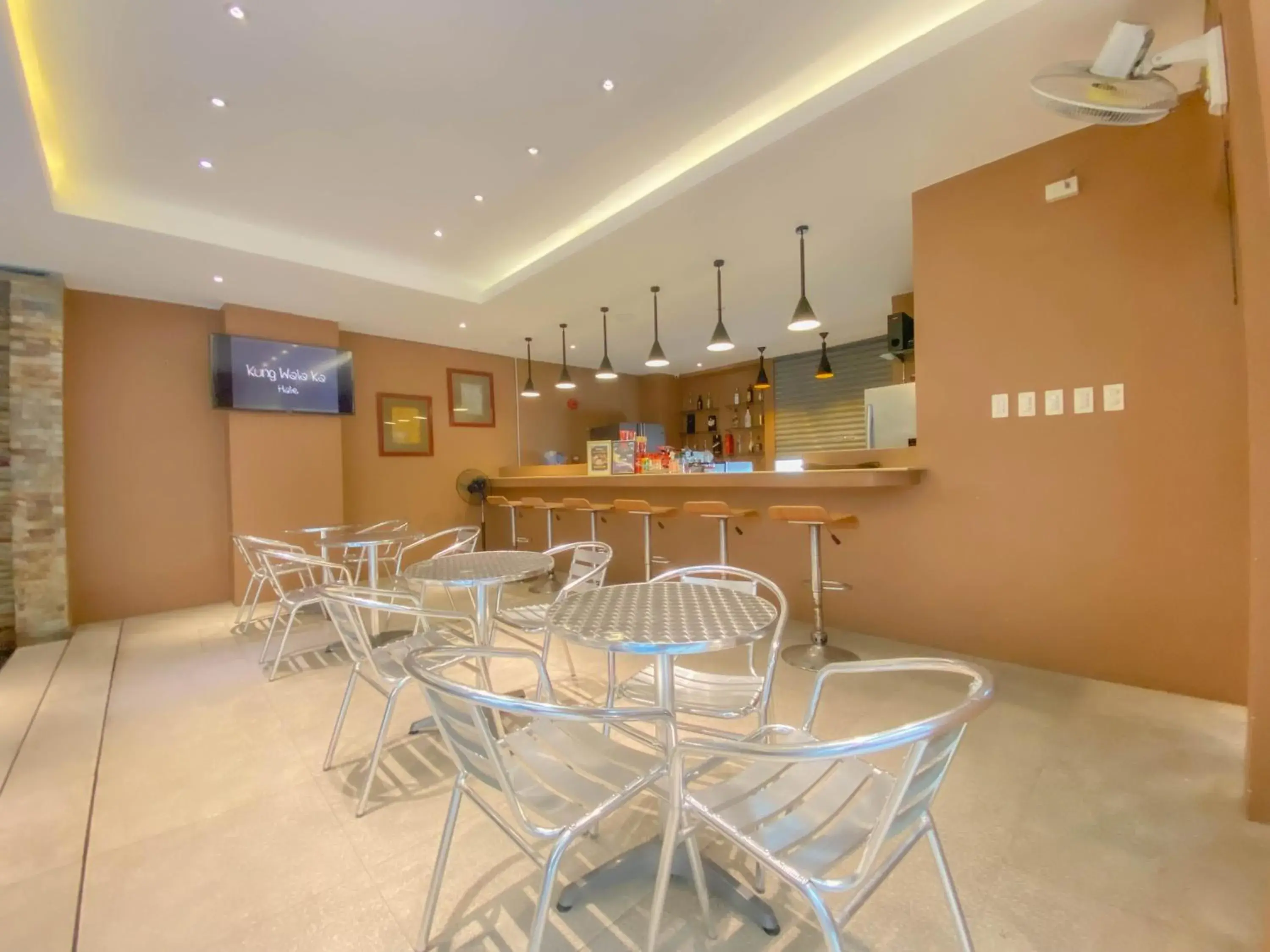 Restaurant/places to eat in Valentino's Hotel Restaurant/places to eat in Valentino's Hotel