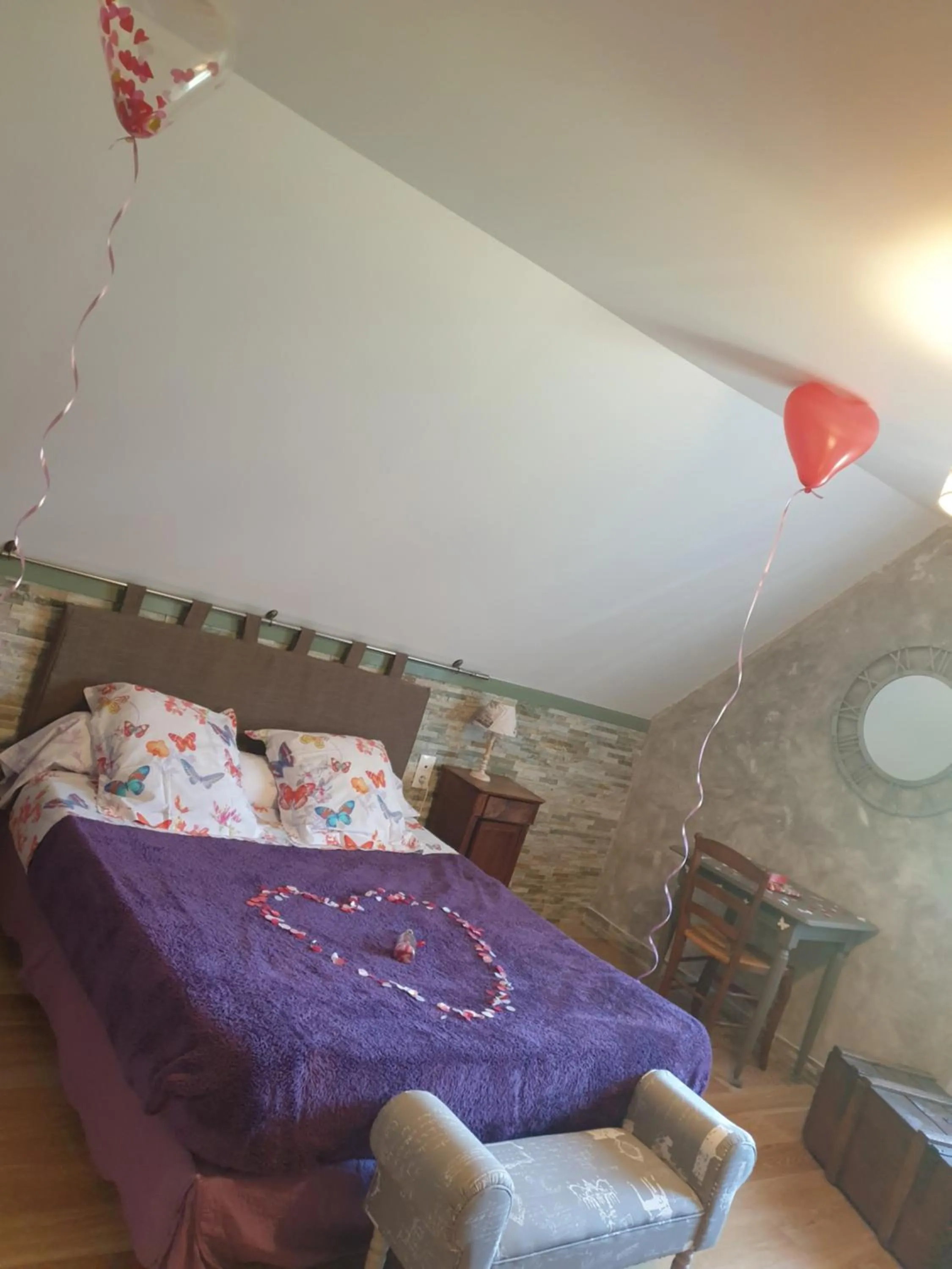 Bed in Au Chardon Bleu