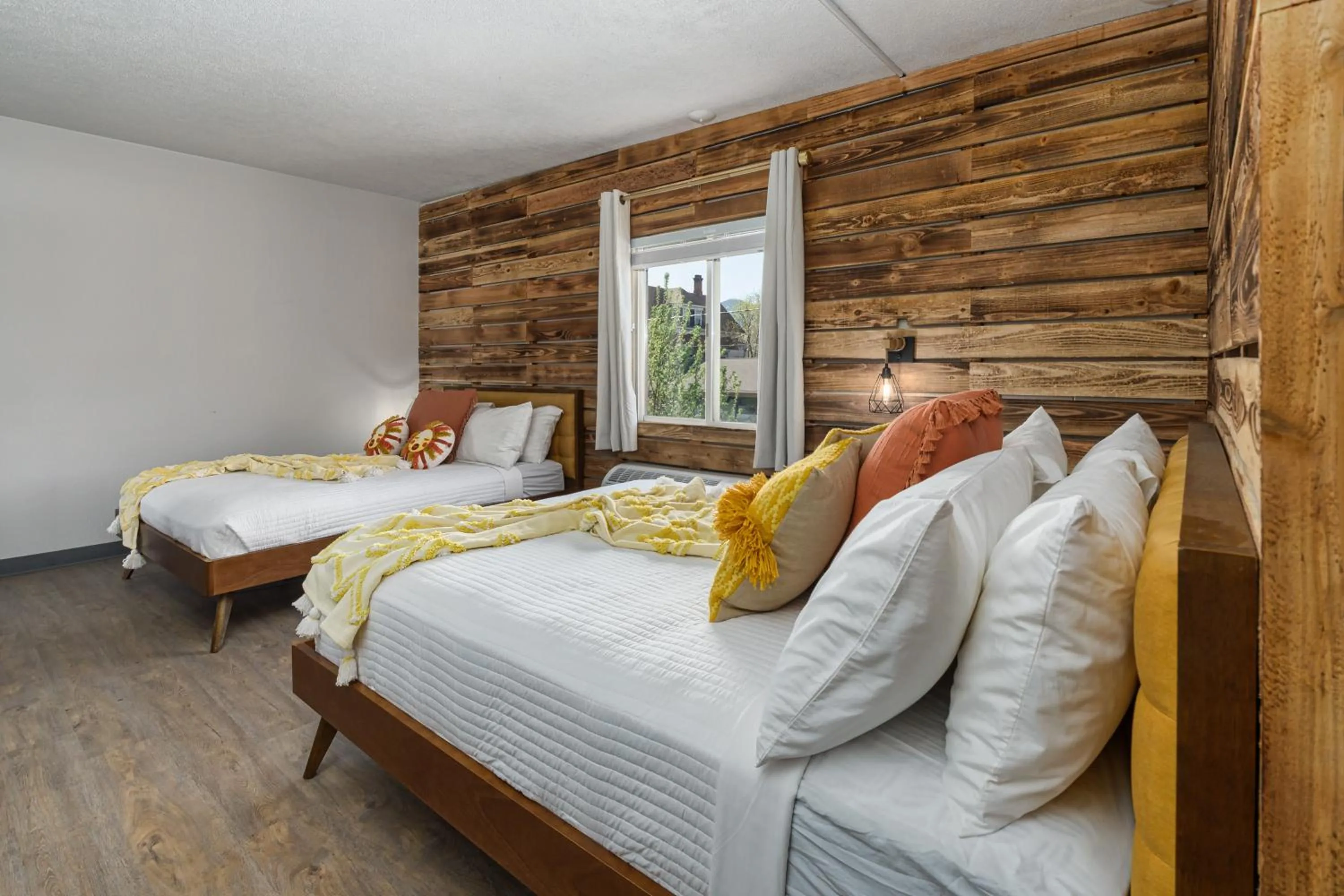 Photo of the whole room in Bel Aire Motel