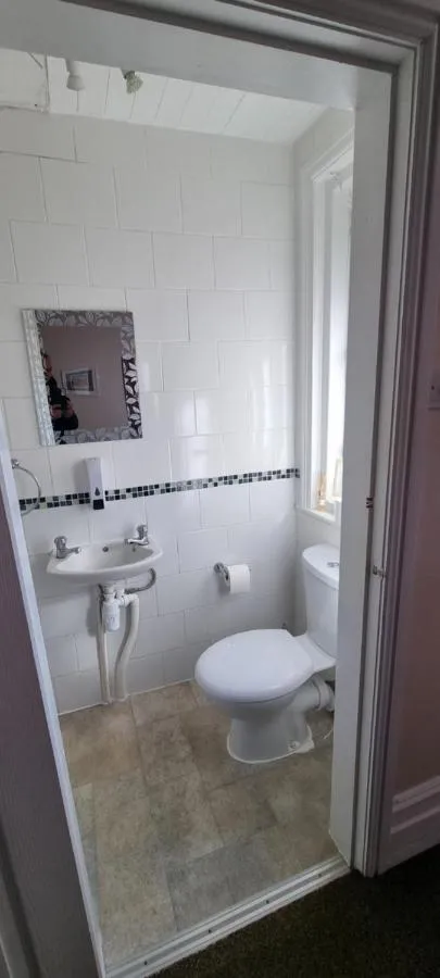 Toilet in Number twenty five