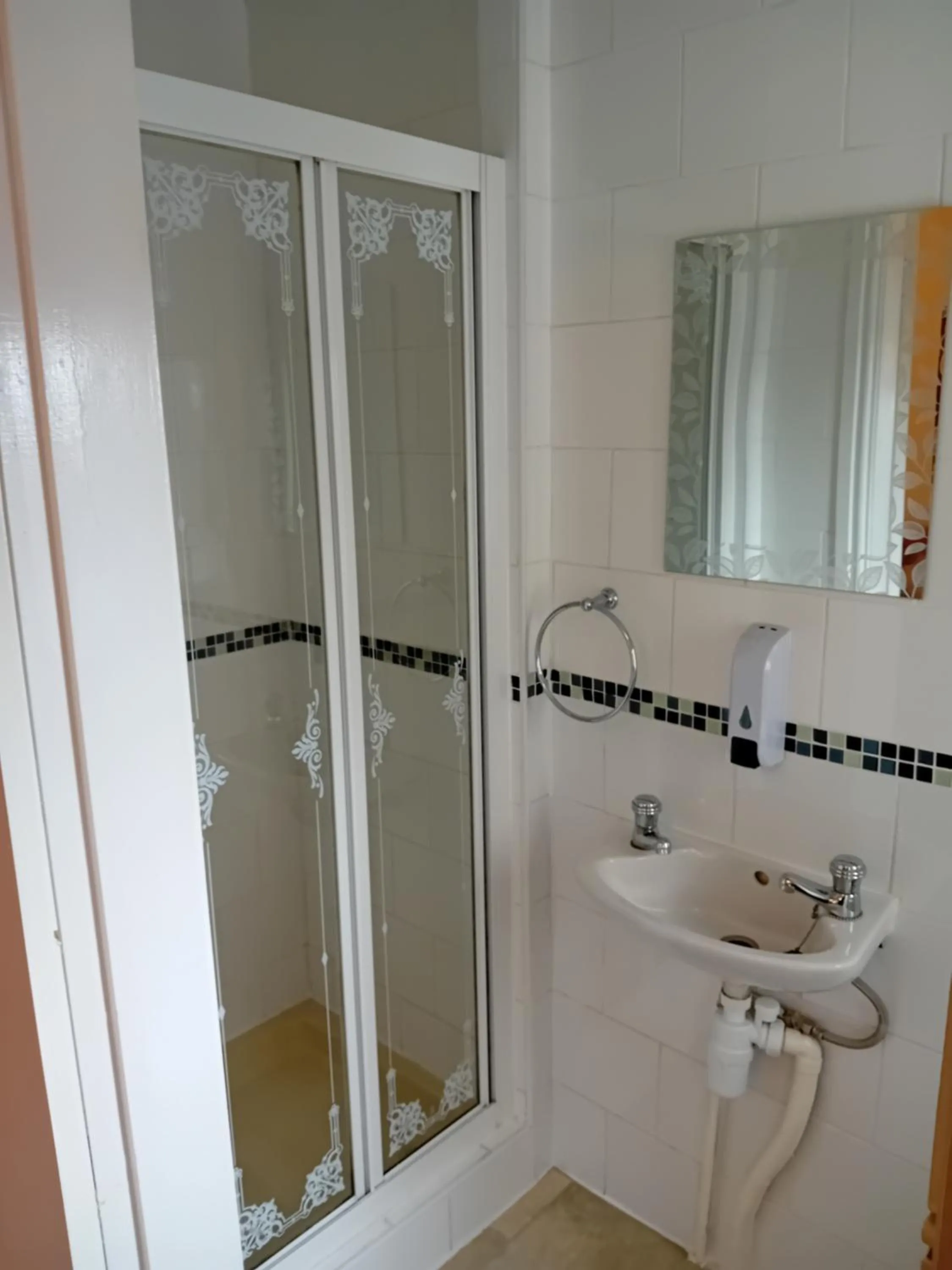 Shower in Number twenty five