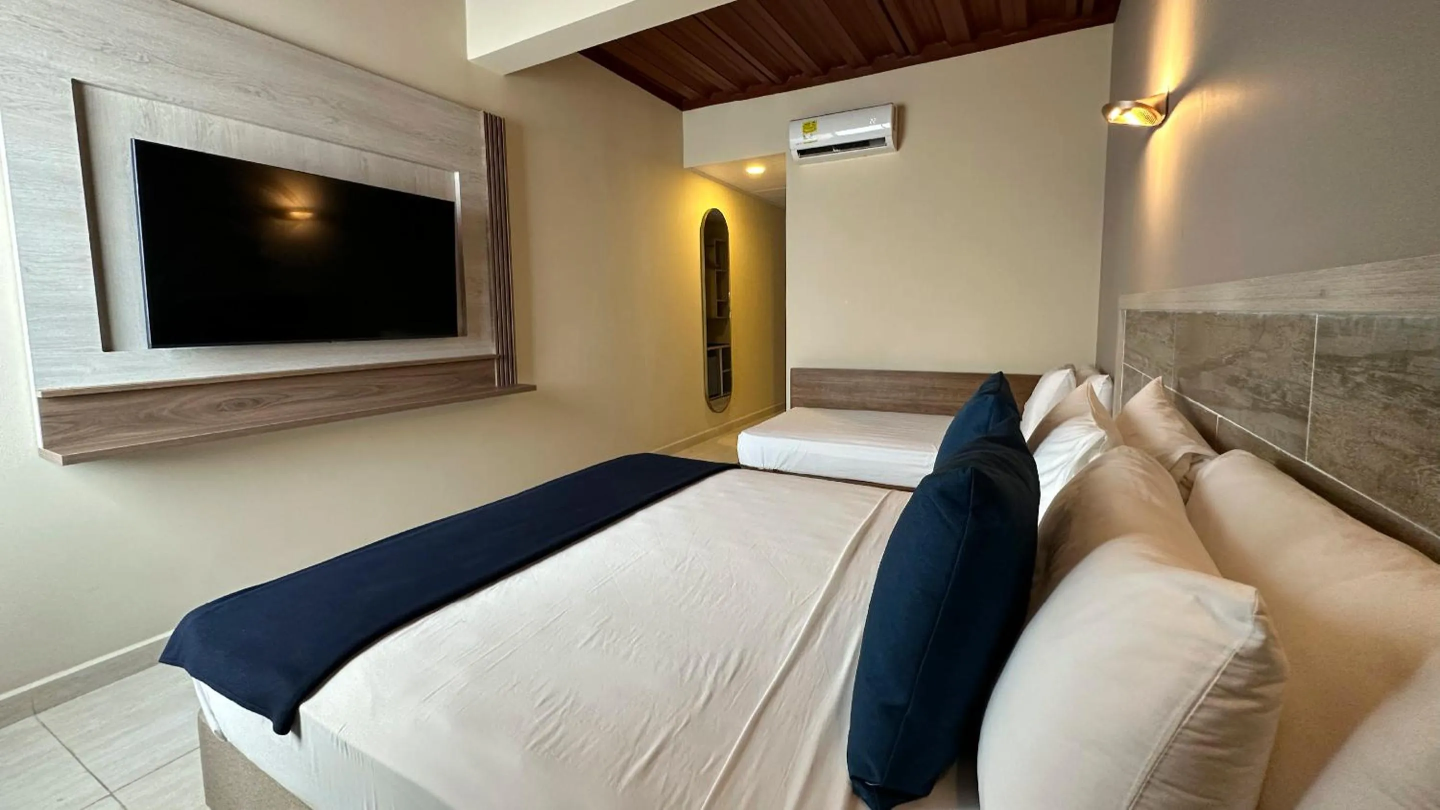 Standard Triple Room in Hotel Caribbean by On vacation