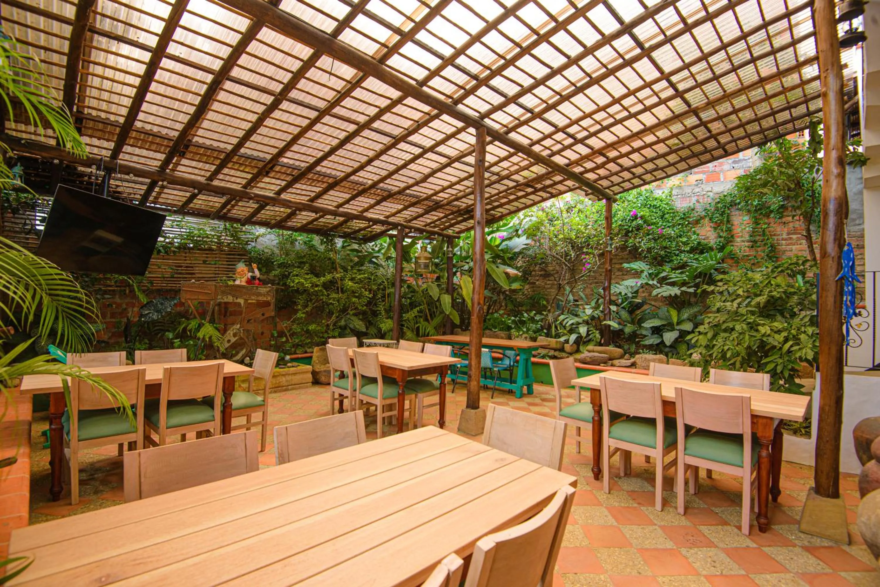 Garden in Casa Silva - Hotel Cafe