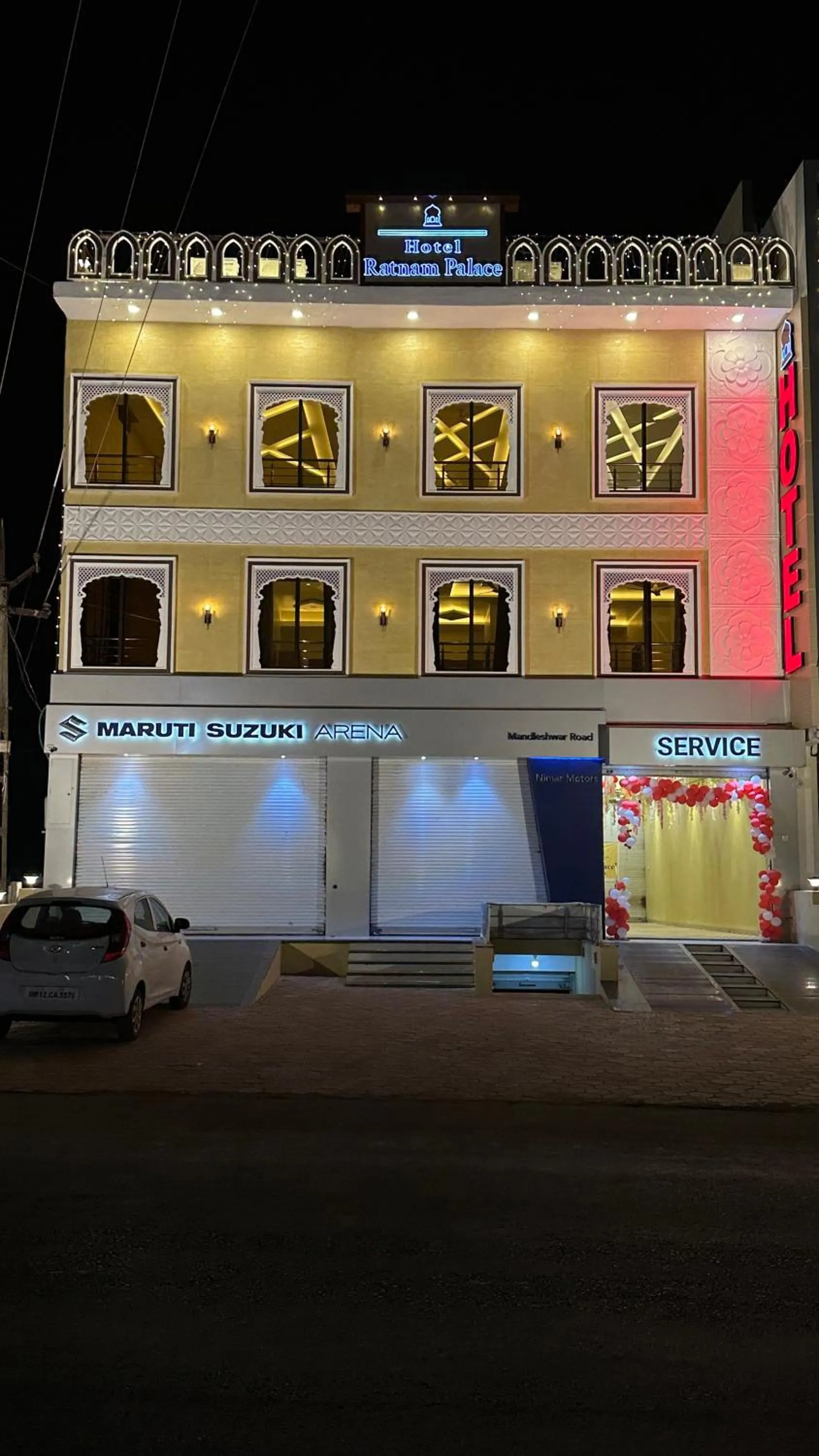 Restaurant/places to eat in Hotel Ratnam Palace Maheshwar