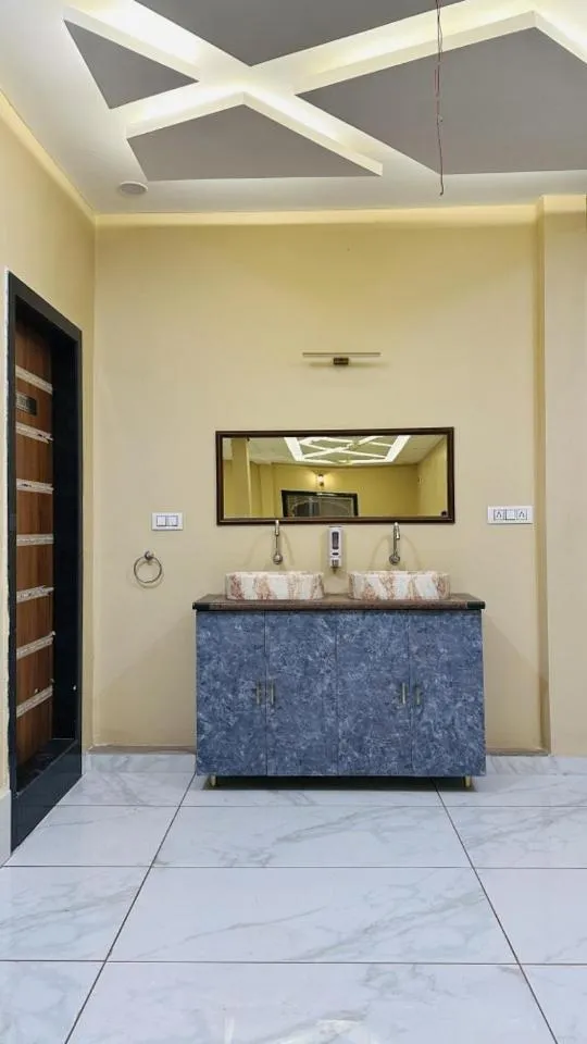 Restaurant/places to eat in Hotel Ratnam Palace Maheshwar