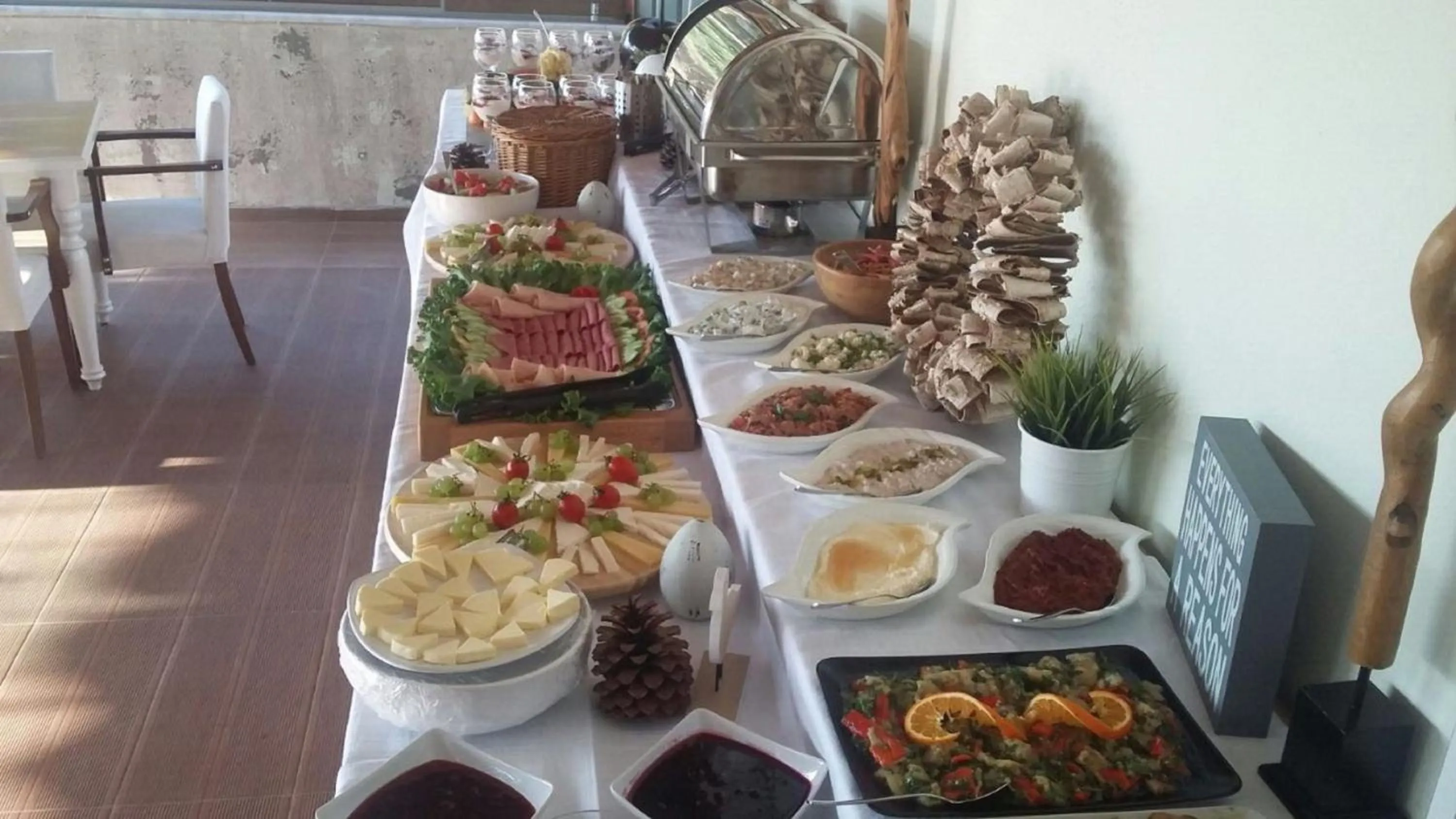 Buffet breakfast in Hotel Hugo