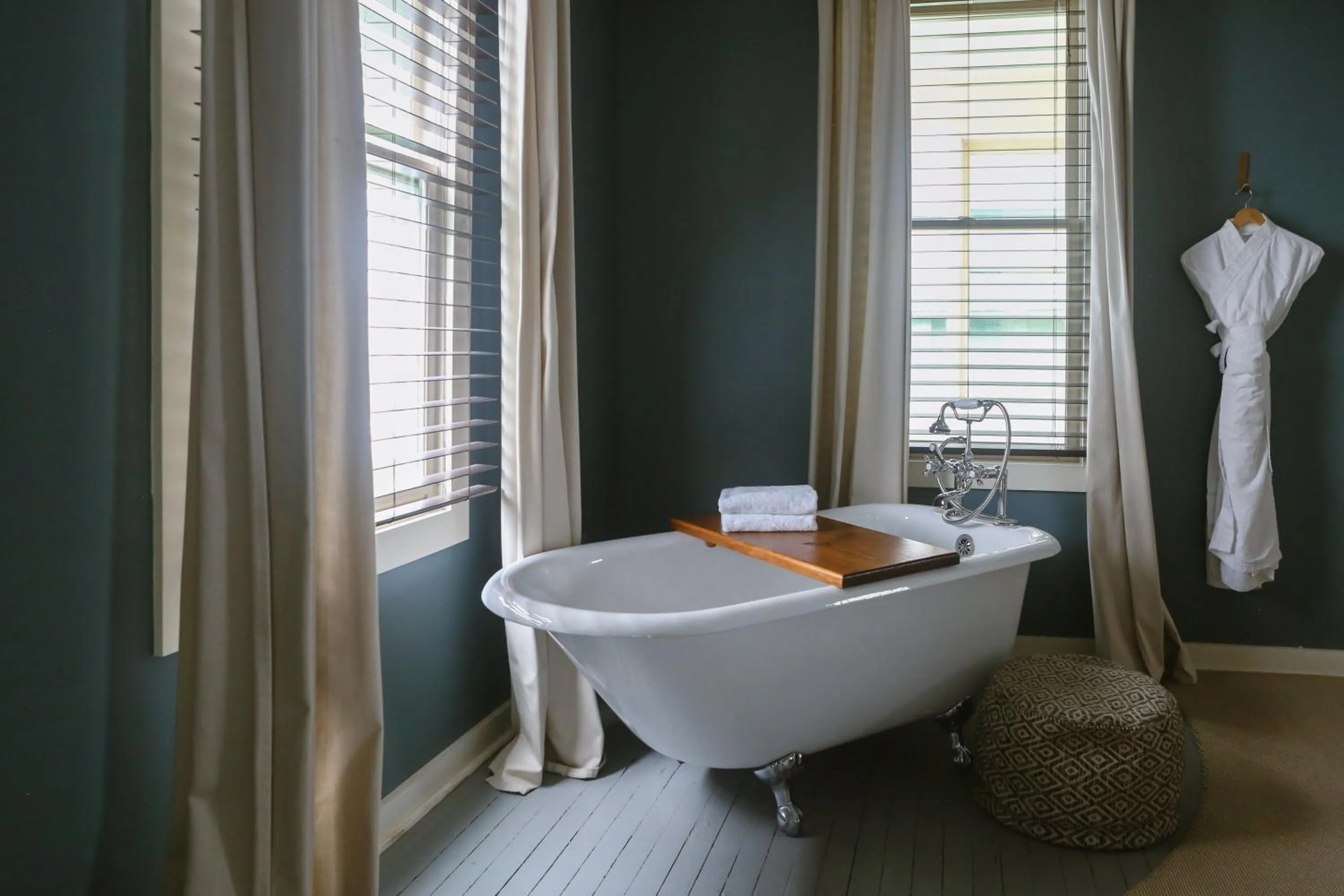 Bath in The North Branch Inn