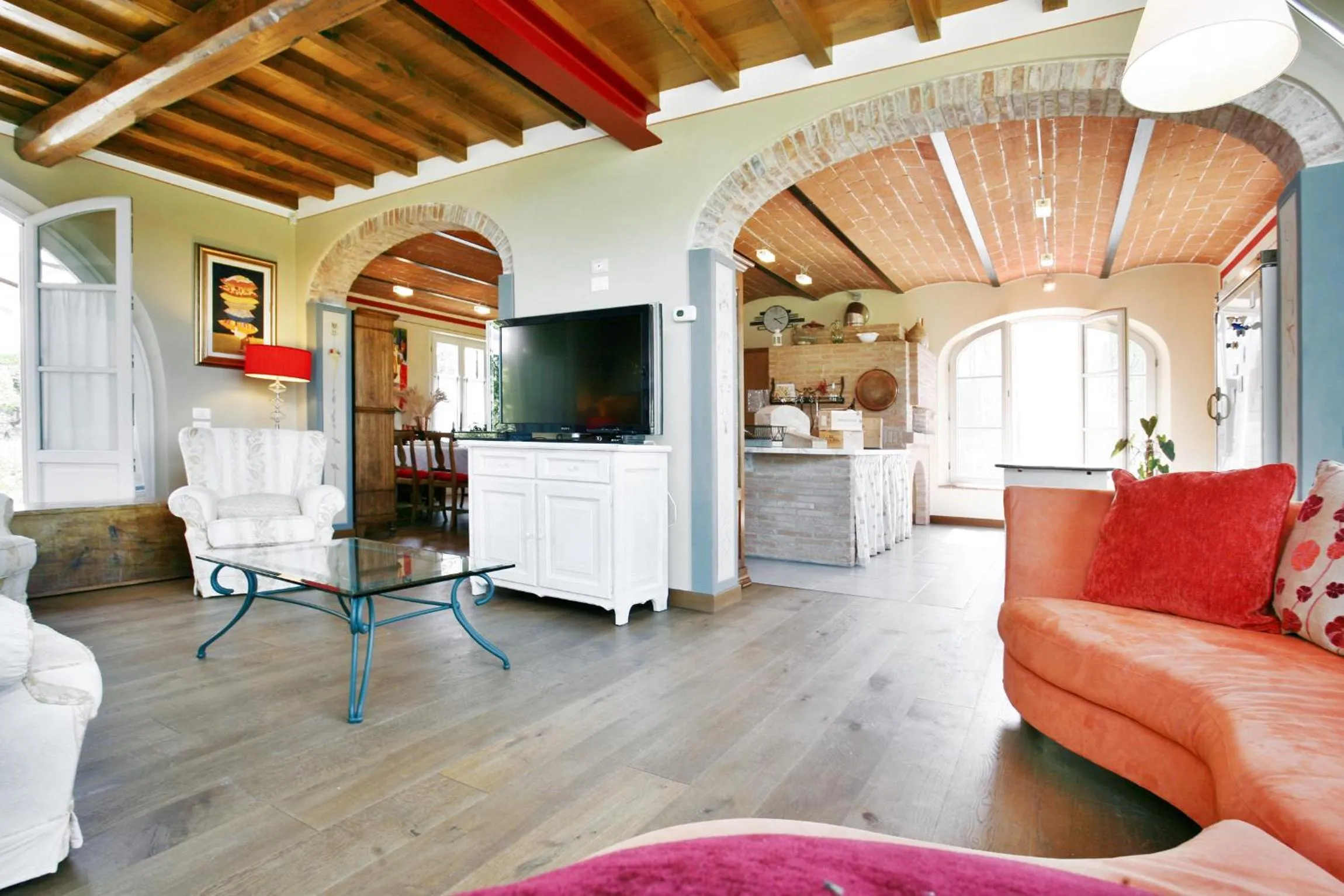 Communal lounge/ TV room in Villa Gourmet