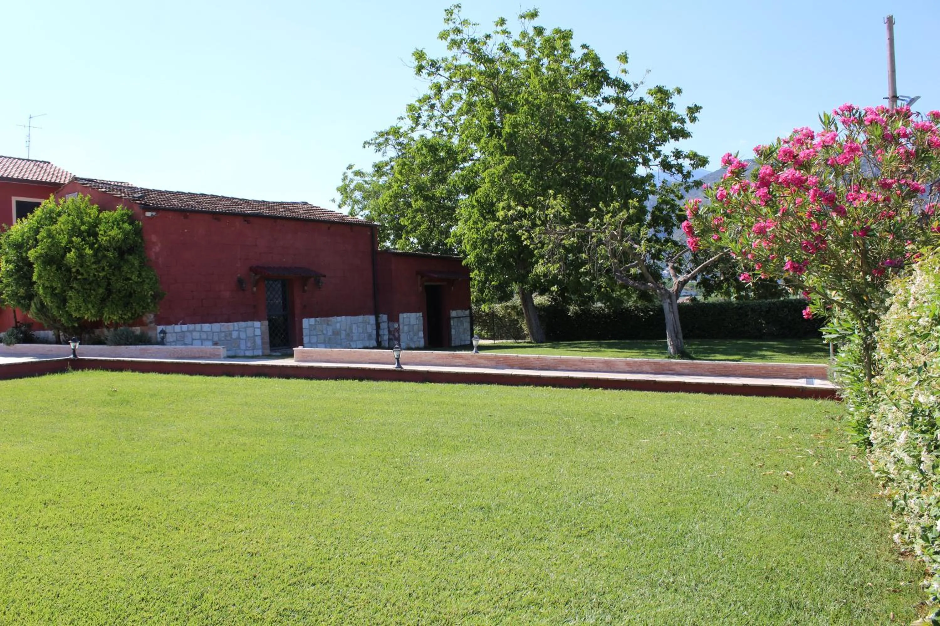 Garden in B&B Colle Cucchiara