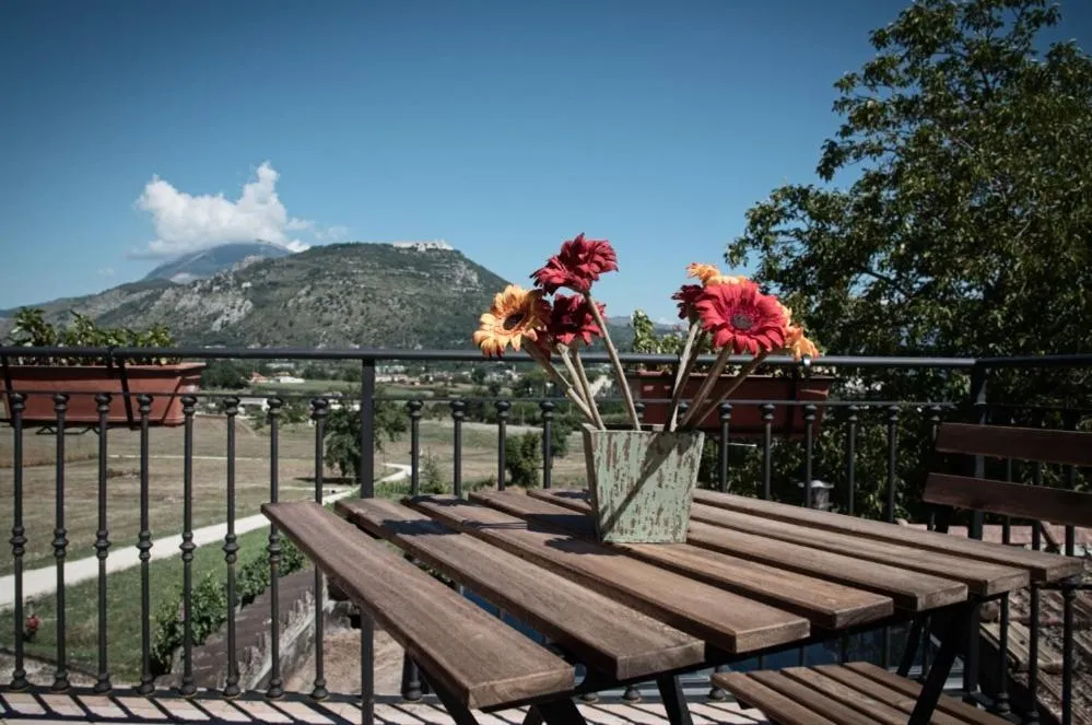 Photo of the whole room in B&B Colle Cucchiara
