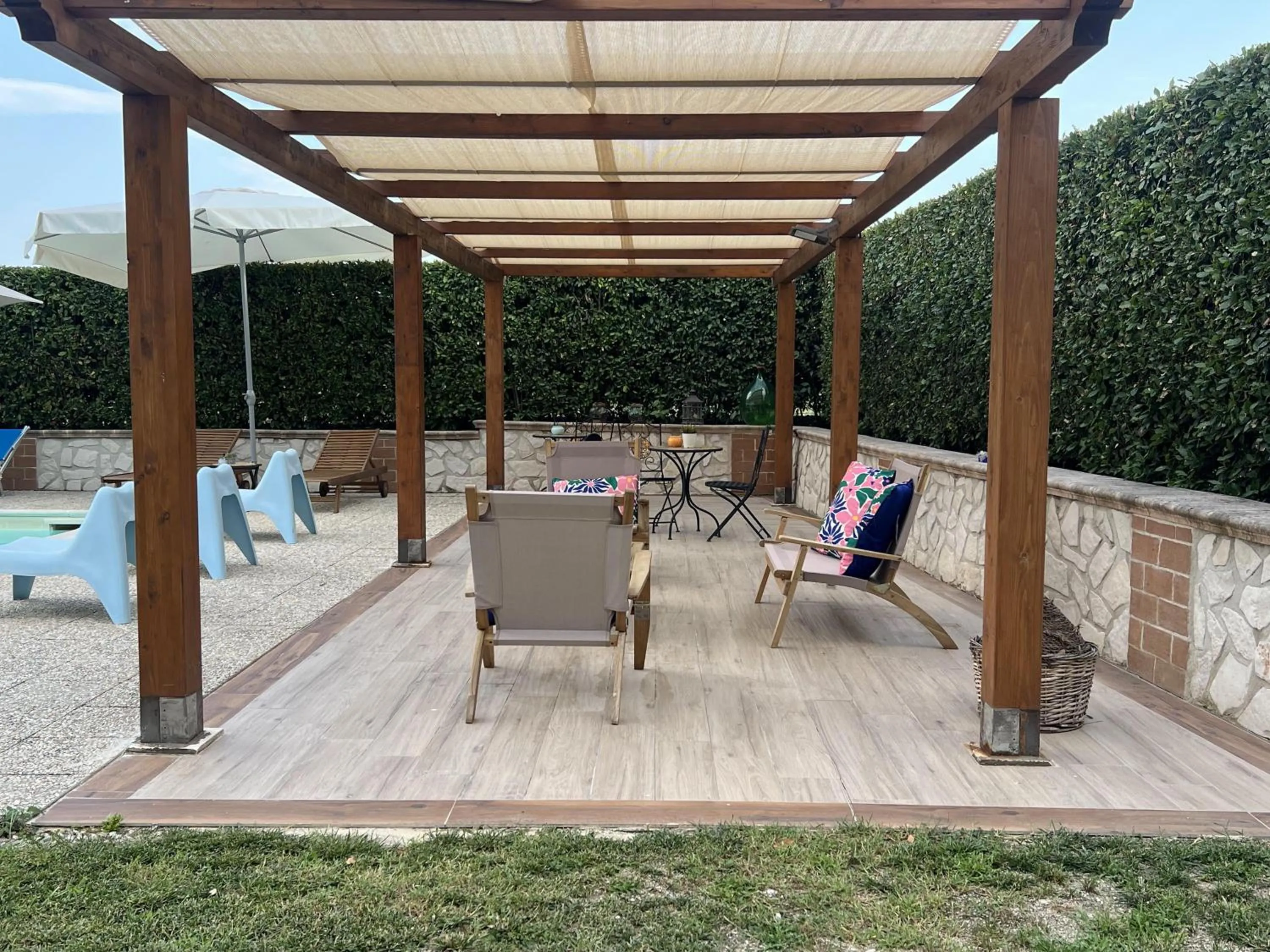 Swimming pool in B&B Colle Cucchiara