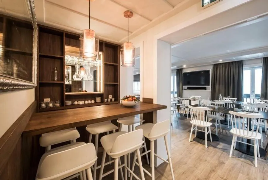 Dining area in Chalet hôtel le Whymper
