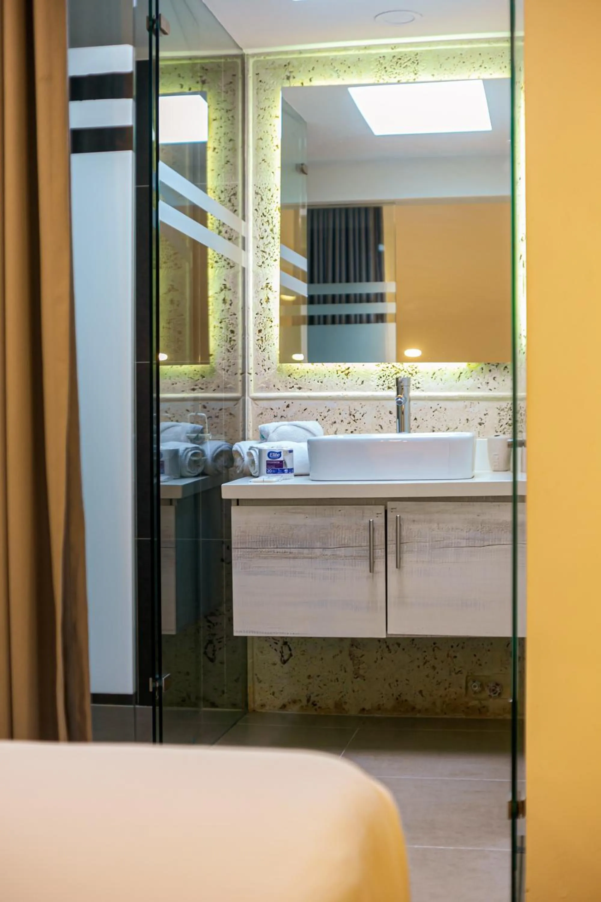 Bathroom in Cartagena Suites de Manga