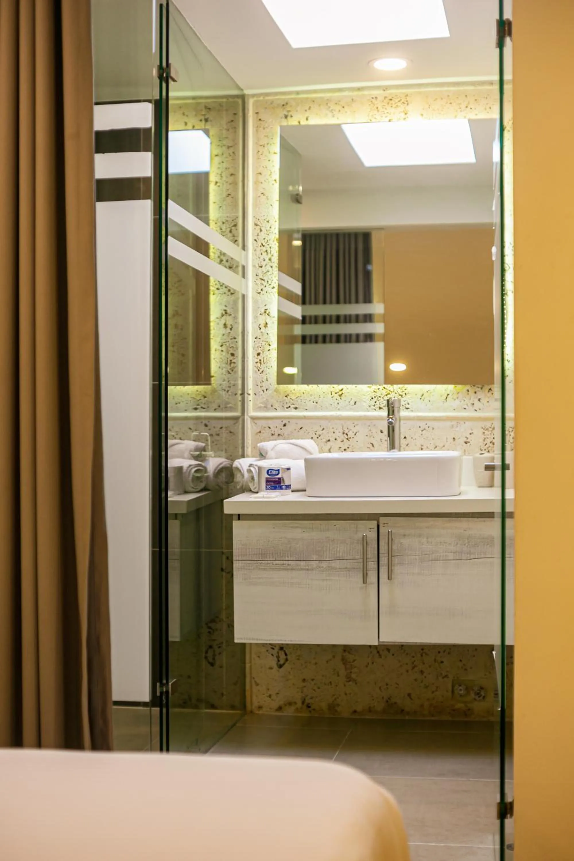 Bathroom in Cartagena Suites de Manga