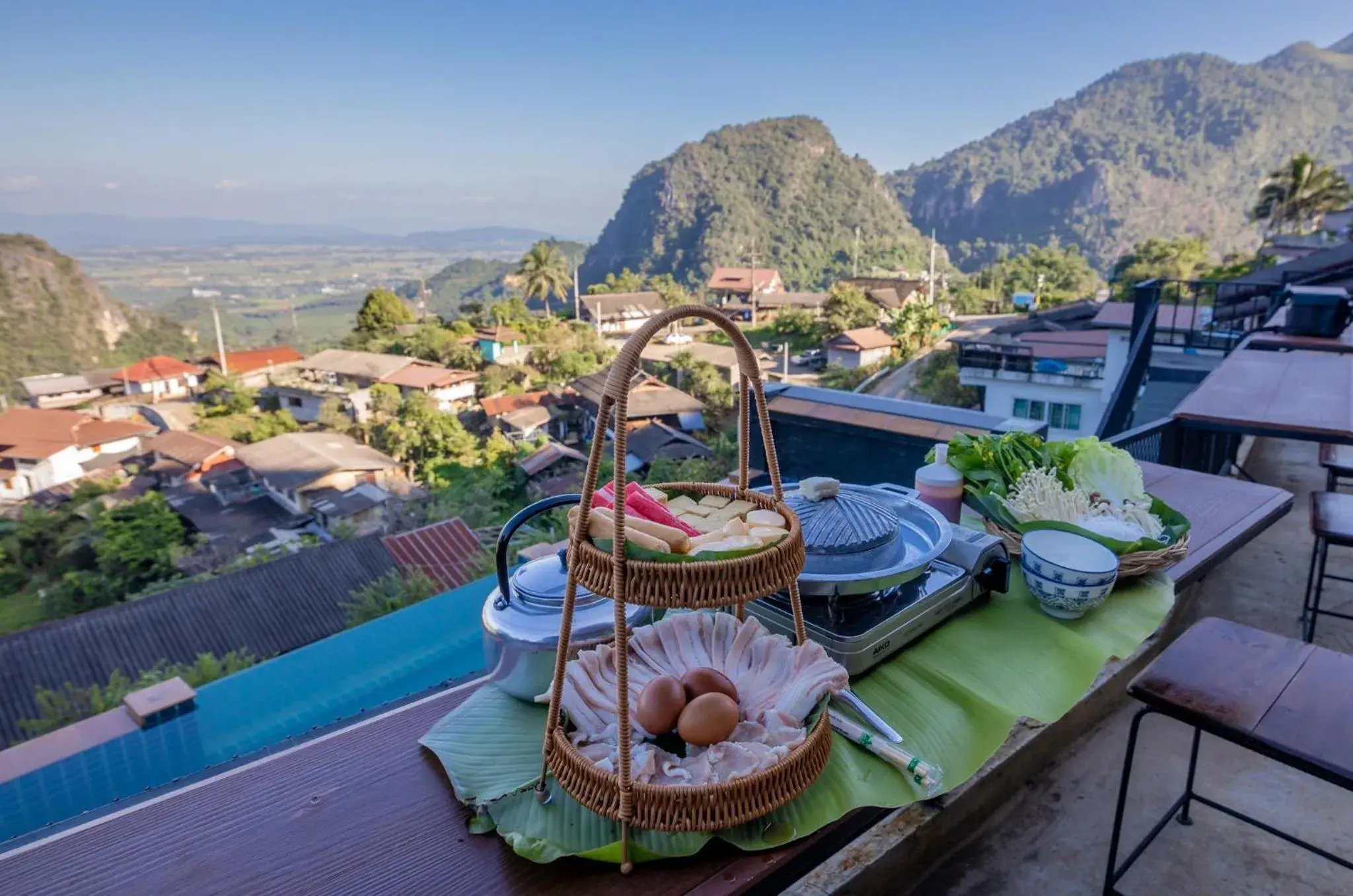 Food and drinks in Oasis Phamee Food and drinks in Oasis Phamee