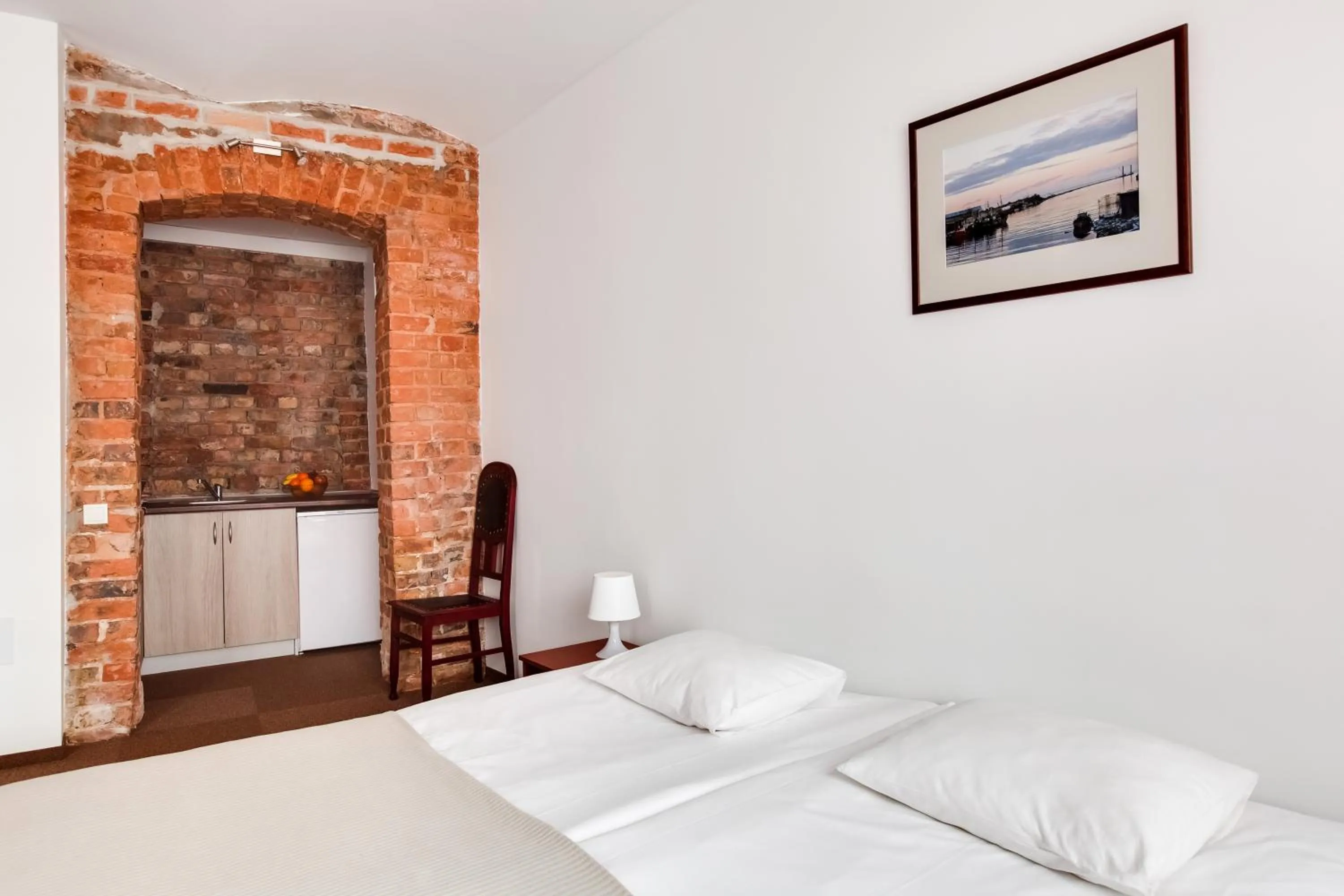 Bed in Janne Hotel with Self Check-in