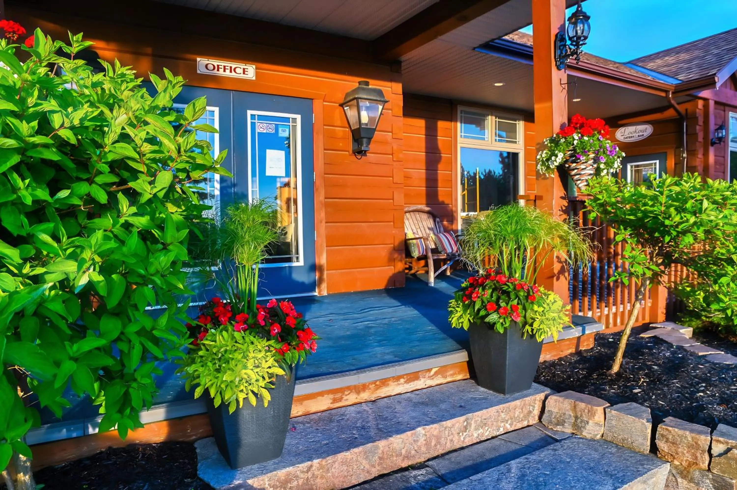 Facade/entrance in Terrace Suites