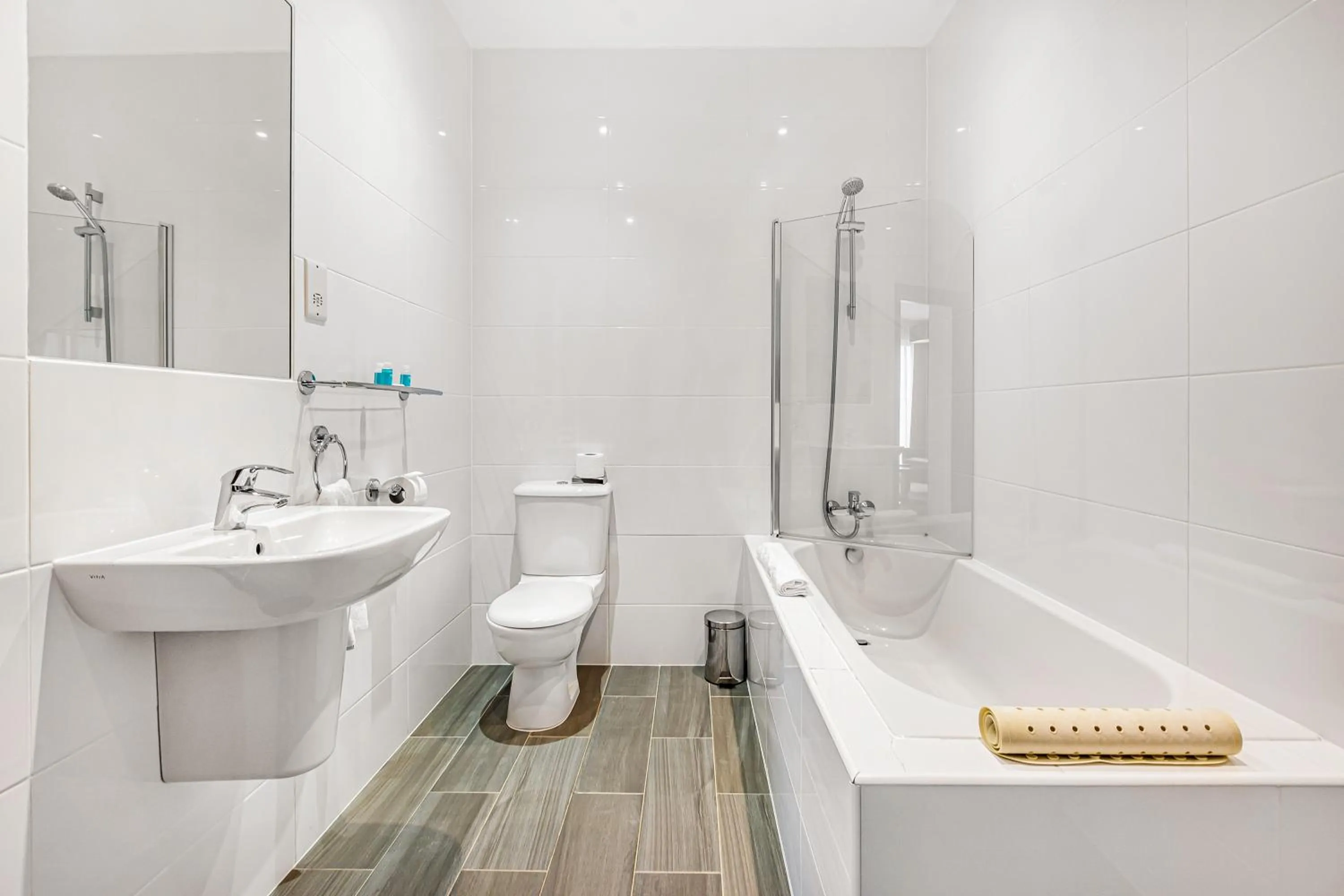 Bathroom in The Ainscow Hotel