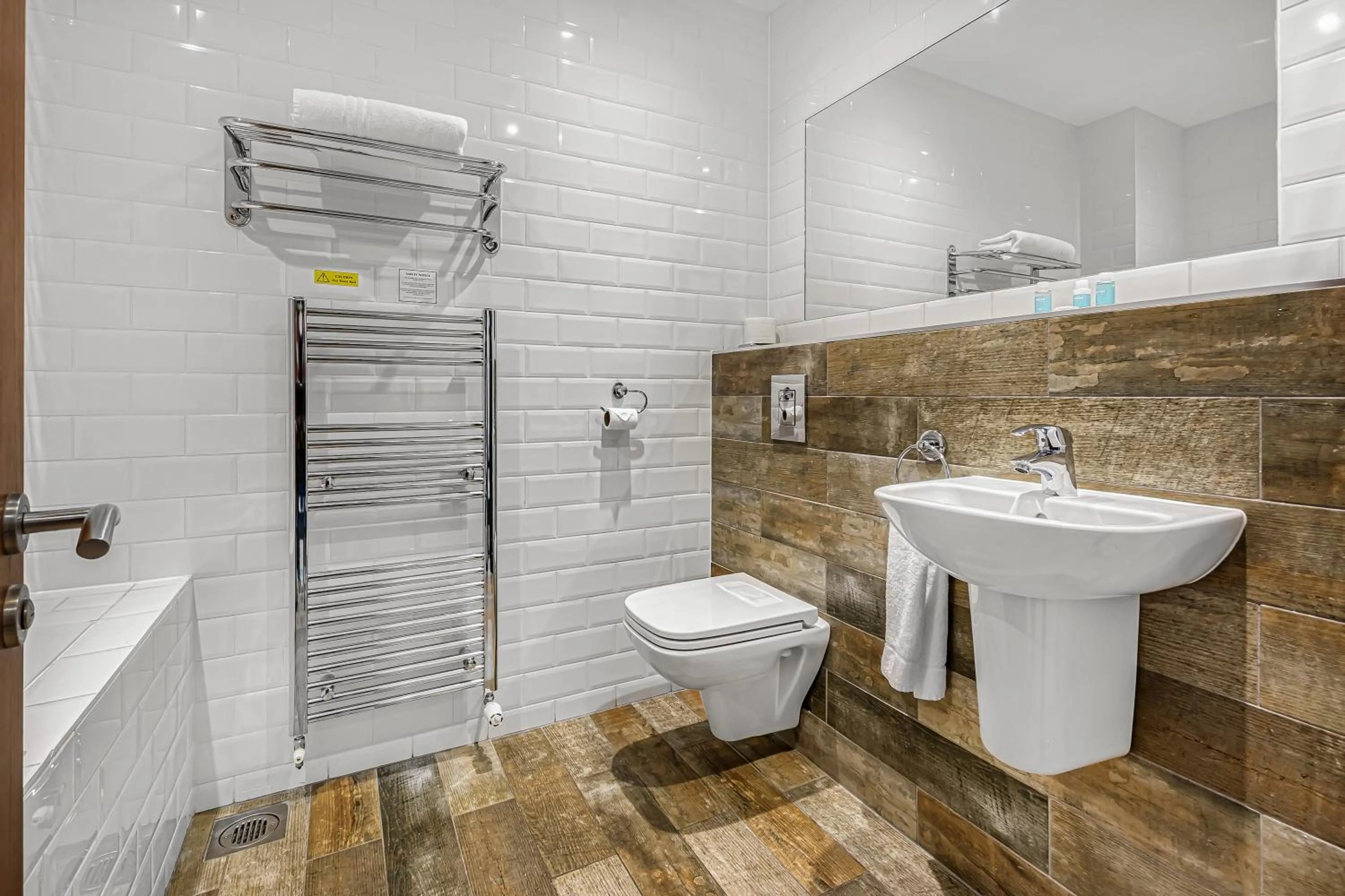 Bathroom in The Ainscow Hotel