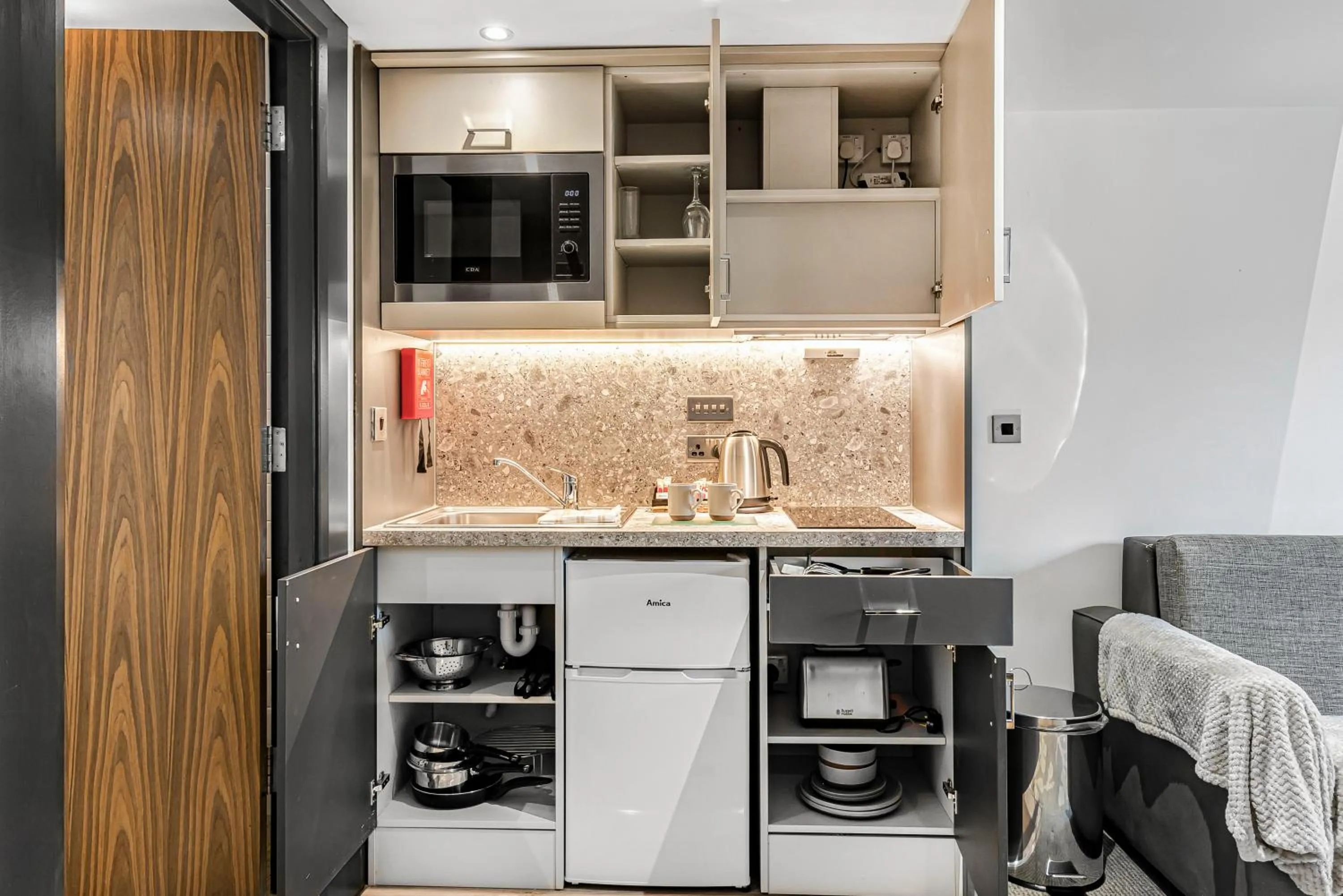 Kitchen or kitchenette in The Ainscow Hotel