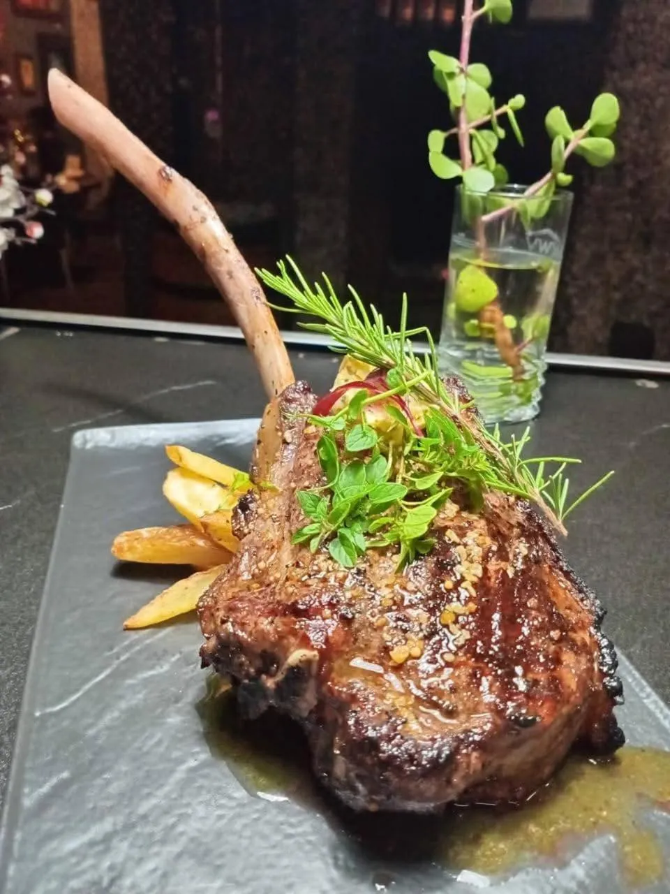 Restaurant/places to eat in 44 on Ennis Guest Lodge and Restaurant -