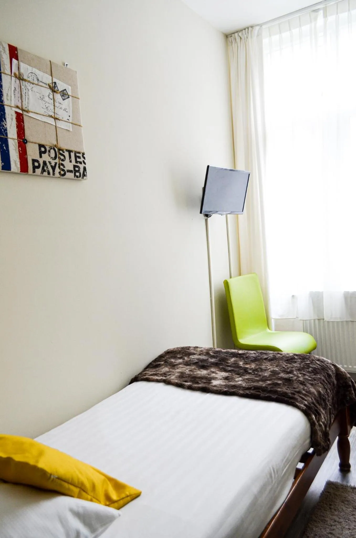 Bed in Family Hotel Kooyk