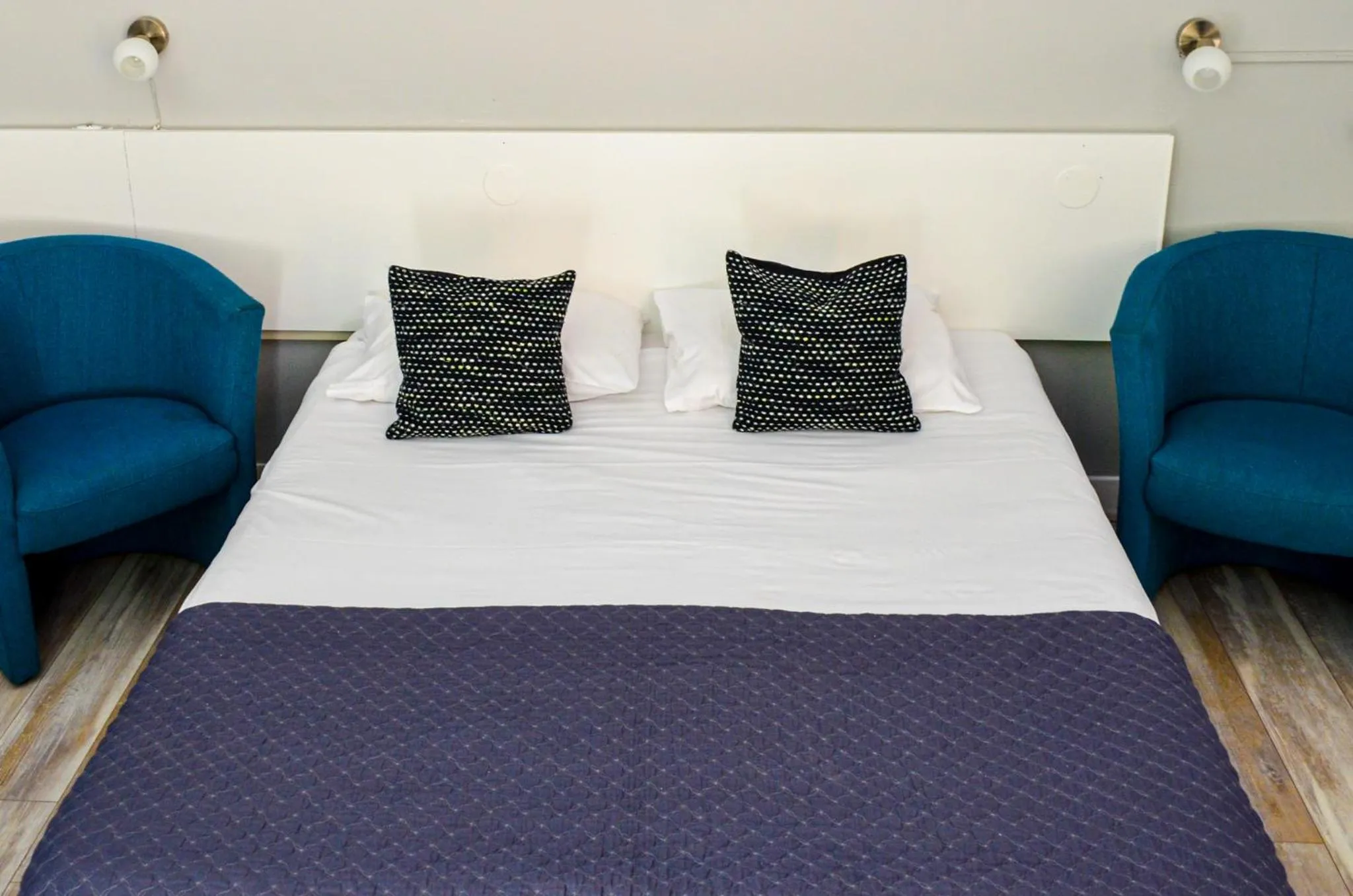 Bed in Family Hotel Kooyk