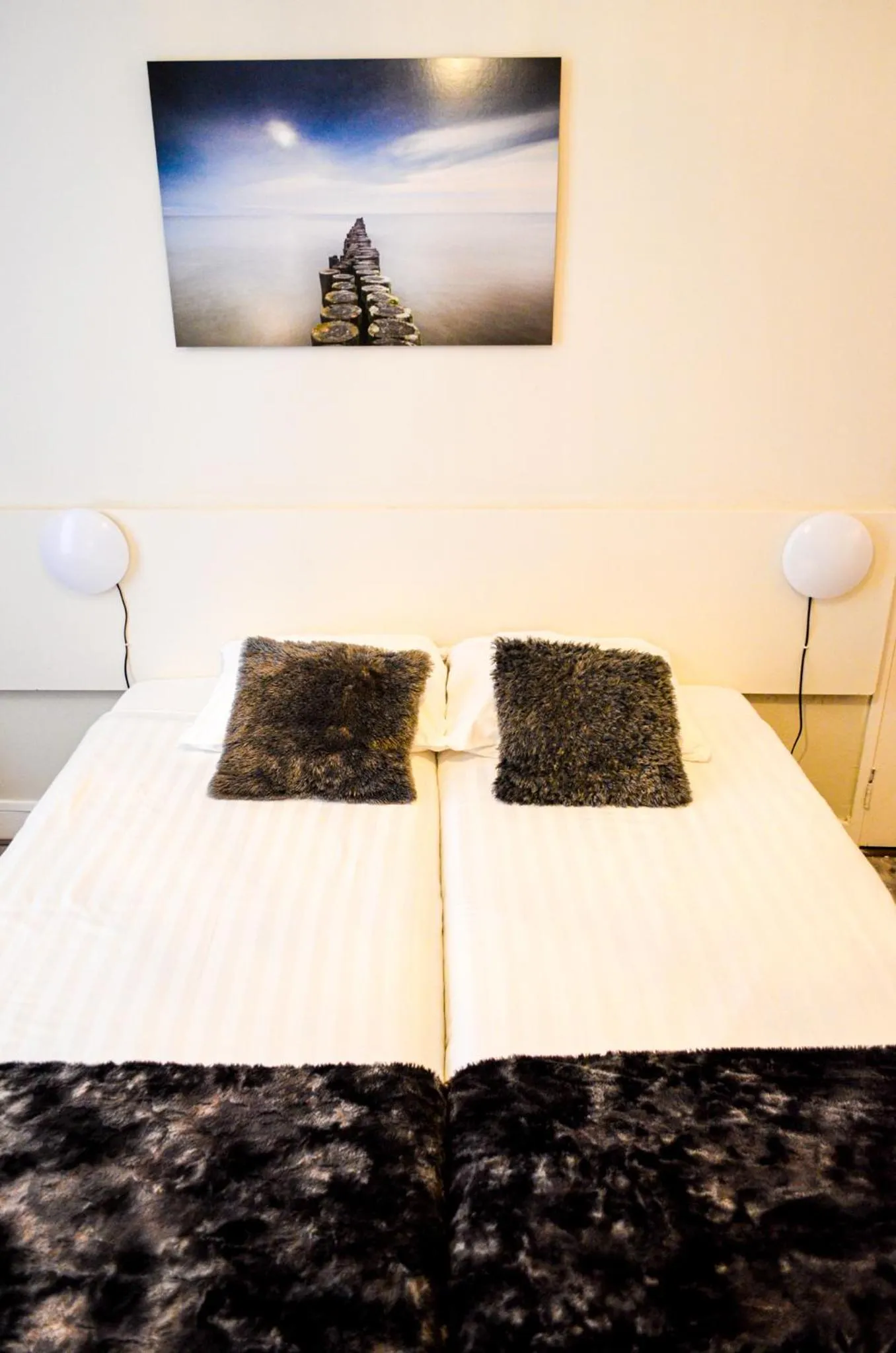 Bed in Family Hotel Kooyk