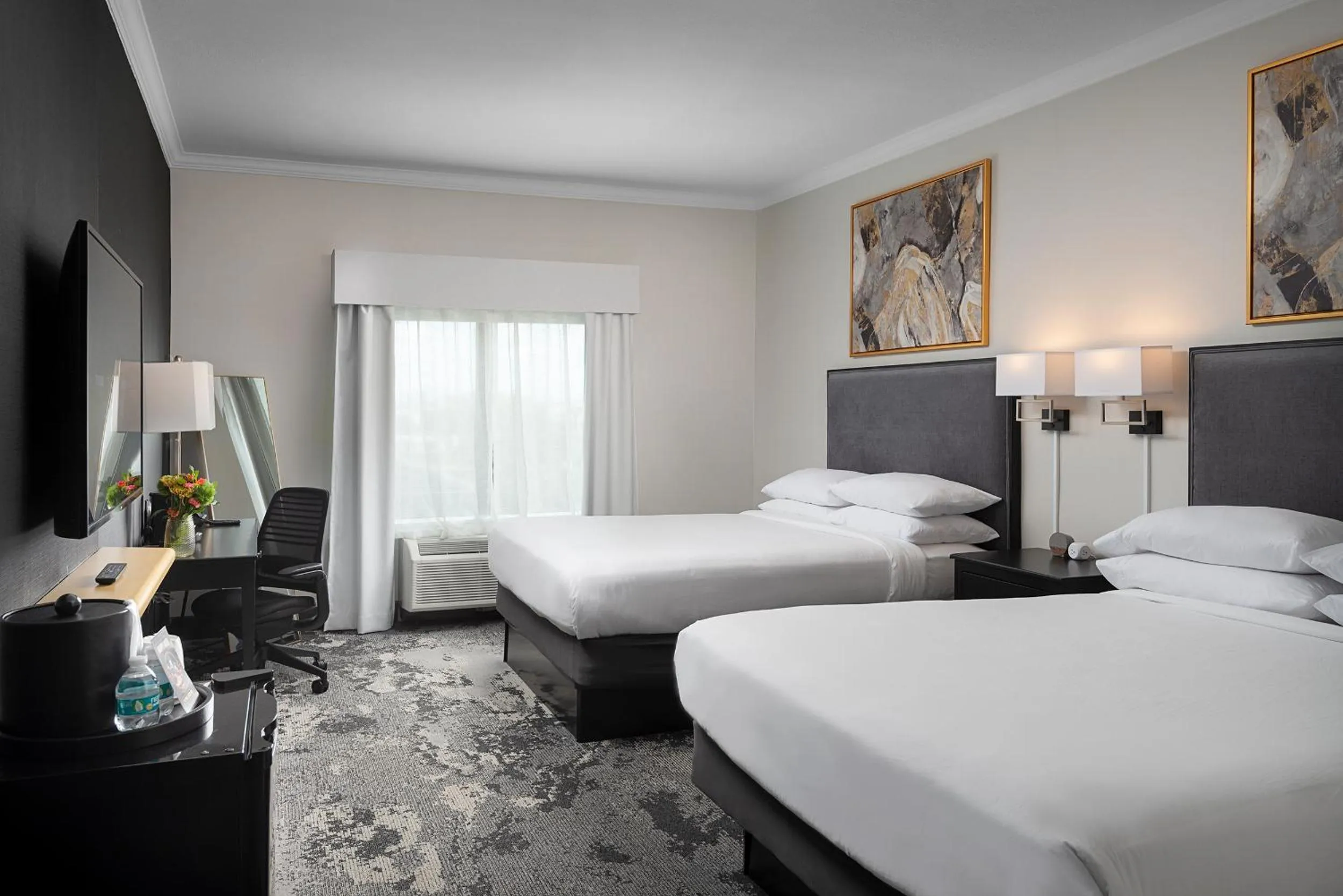 Bed in Champions Club and Hotel, Houston Westchase