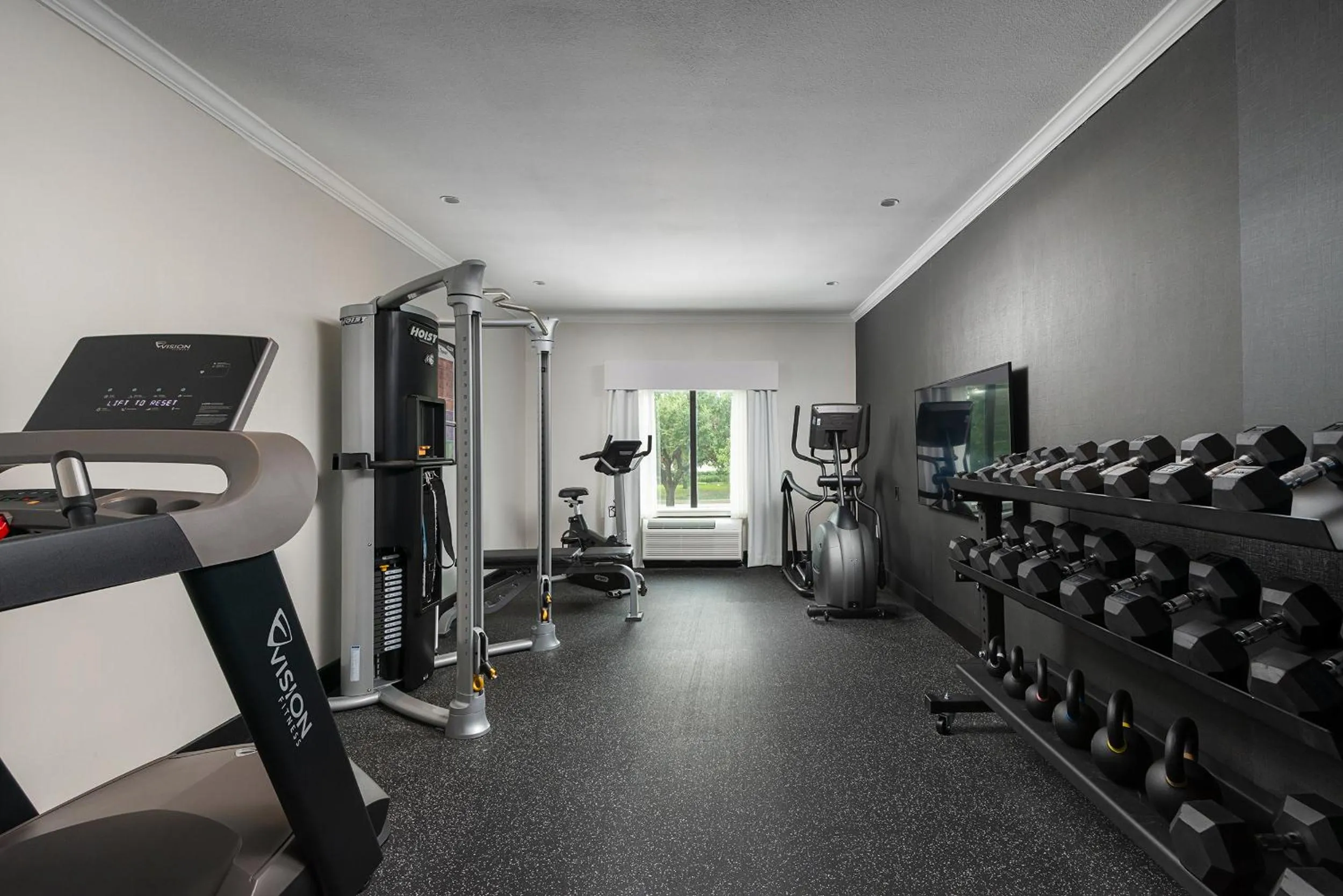 Fitness centre/facilities in Champions Club and Hotel, Houston Westchase