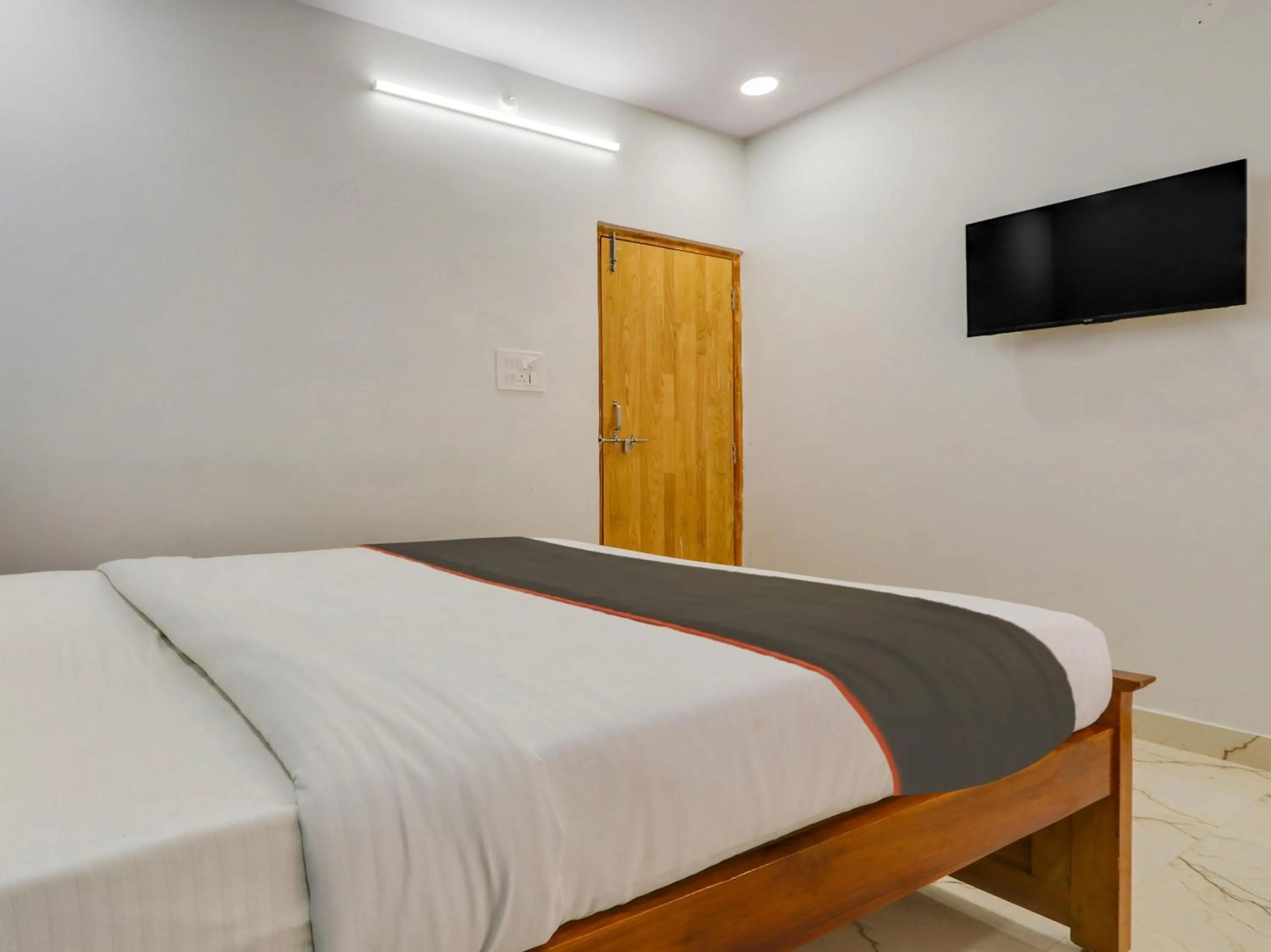 Bedroom in Hotel O SR Grand