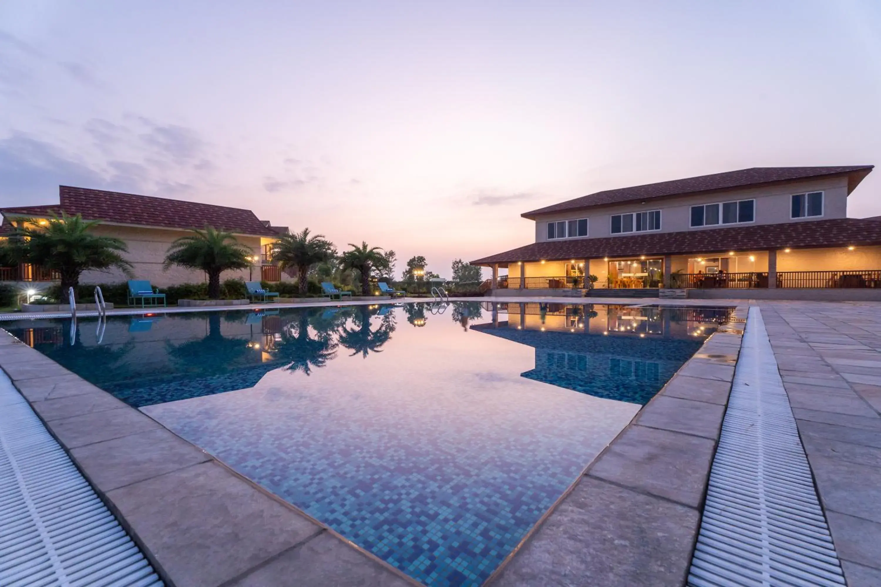 Property building in River Bank Jungle Resort, Chitwan Property building in River Bank Jungle Resort, Chitwan