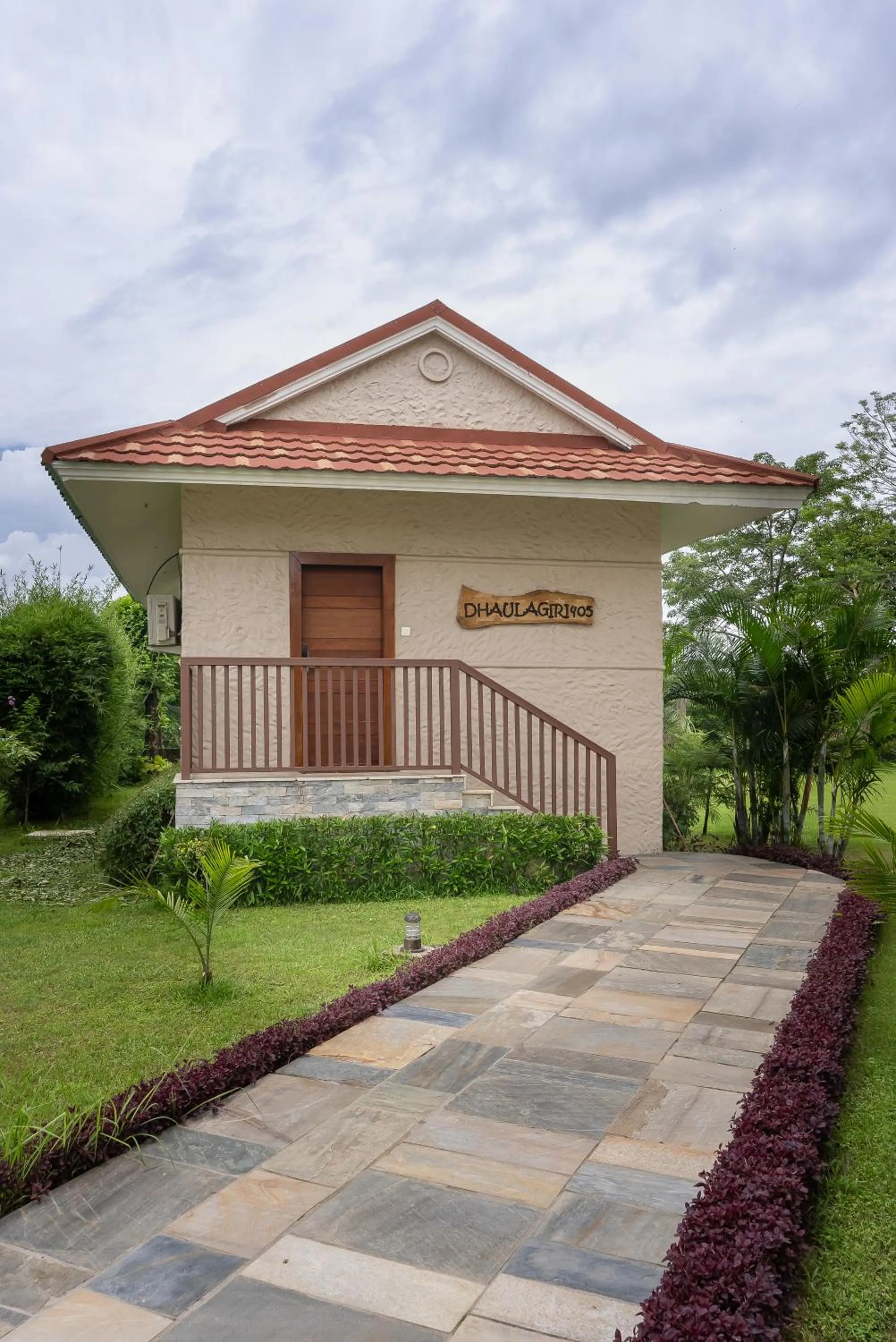 Property building in River Bank Jungle Resort, Chitwan