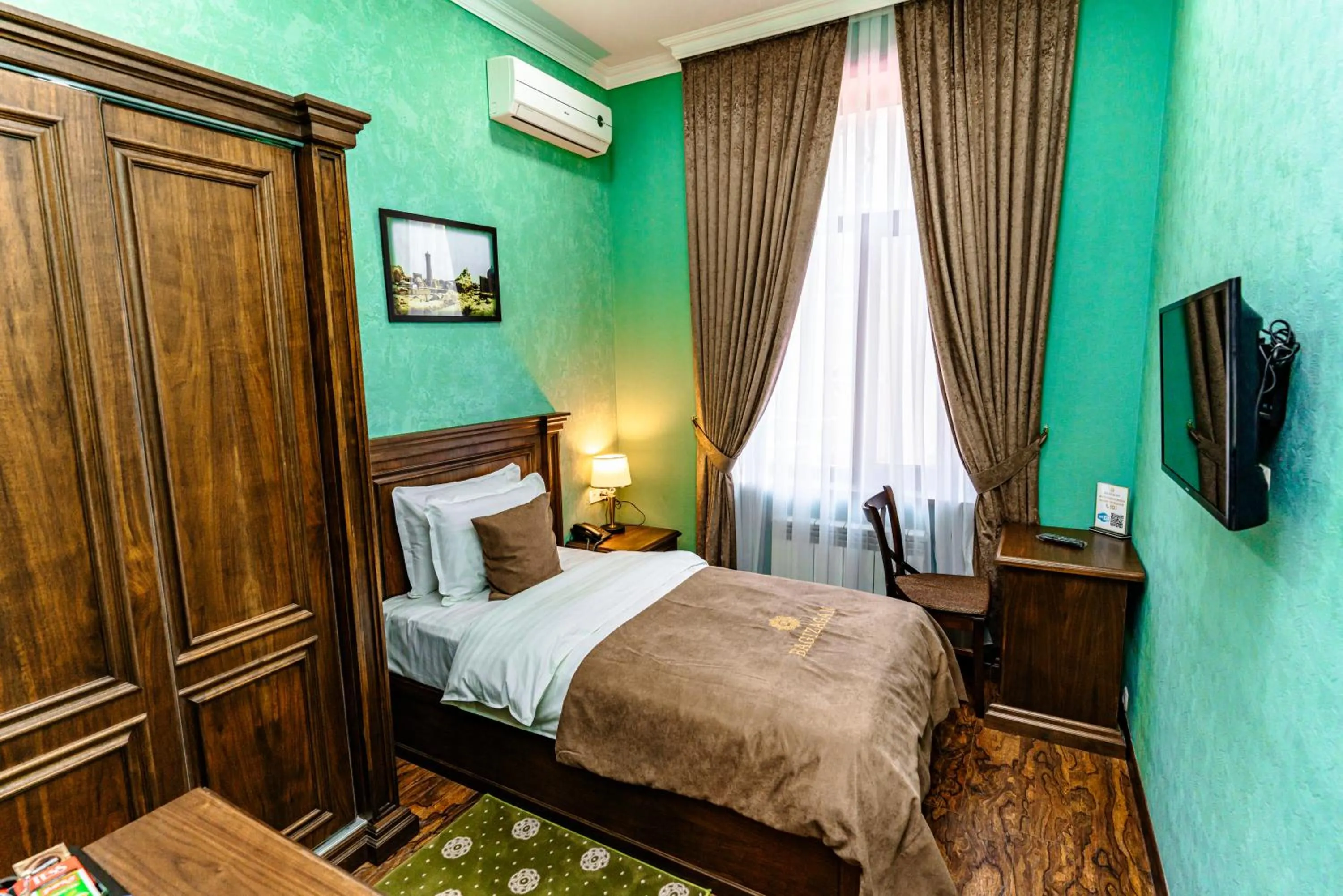 Bed in Bagizagan Hotel