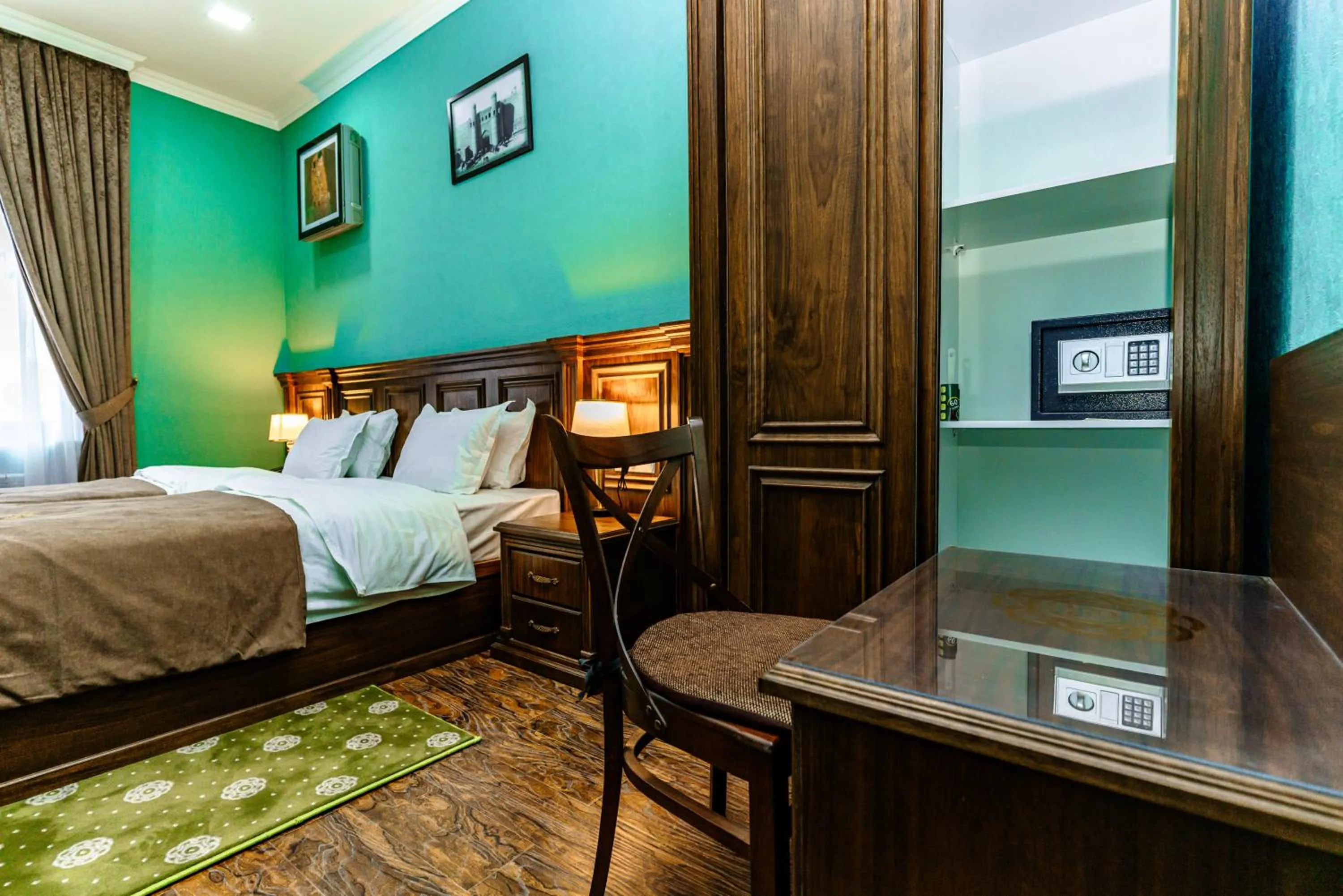 Photo of the whole room, Bed in Bagizagan Hotel