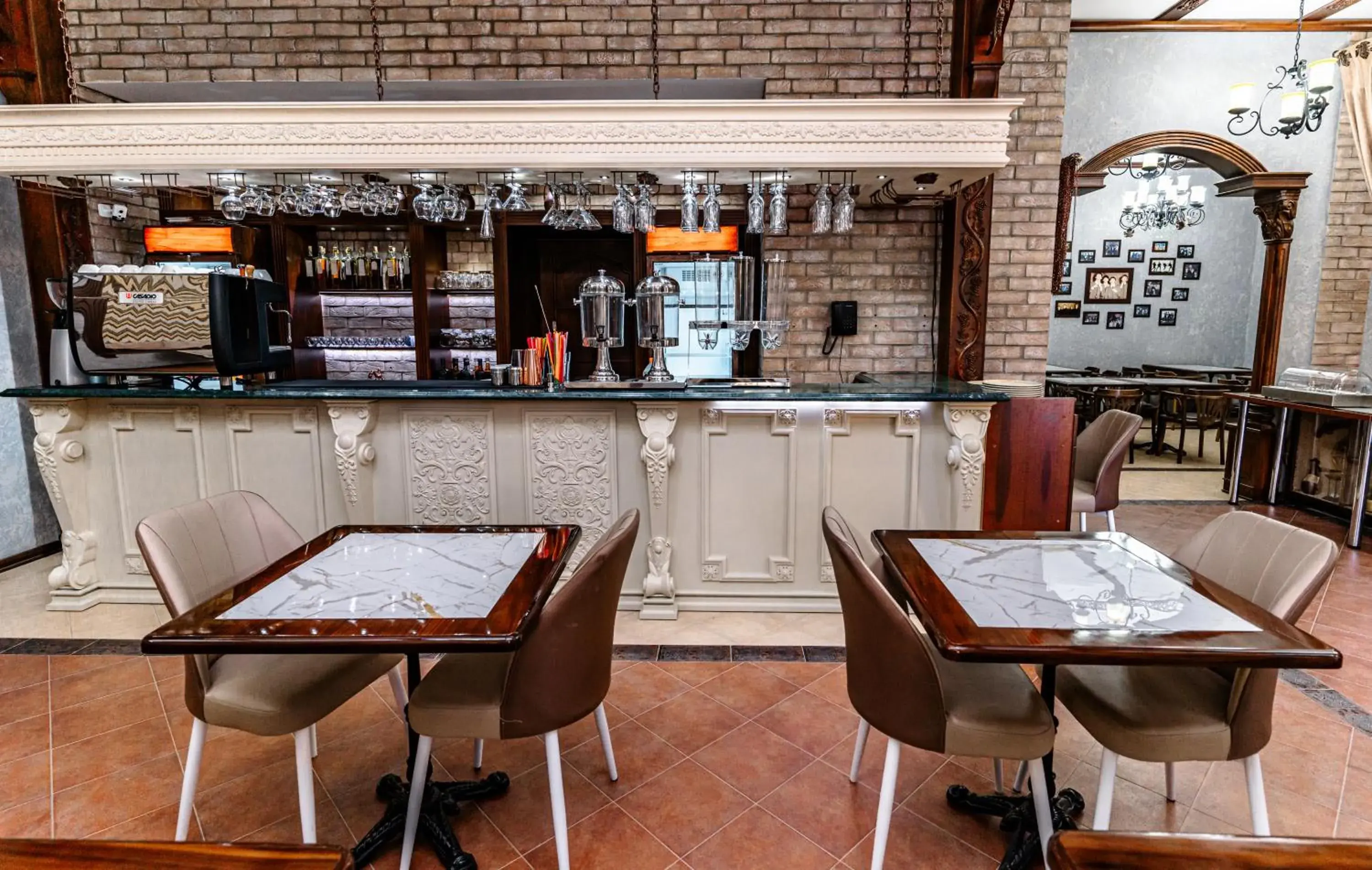 Restaurant/places to eat in Bagizagan Hotel Restaurant/places to eat in Bagizagan Hotel