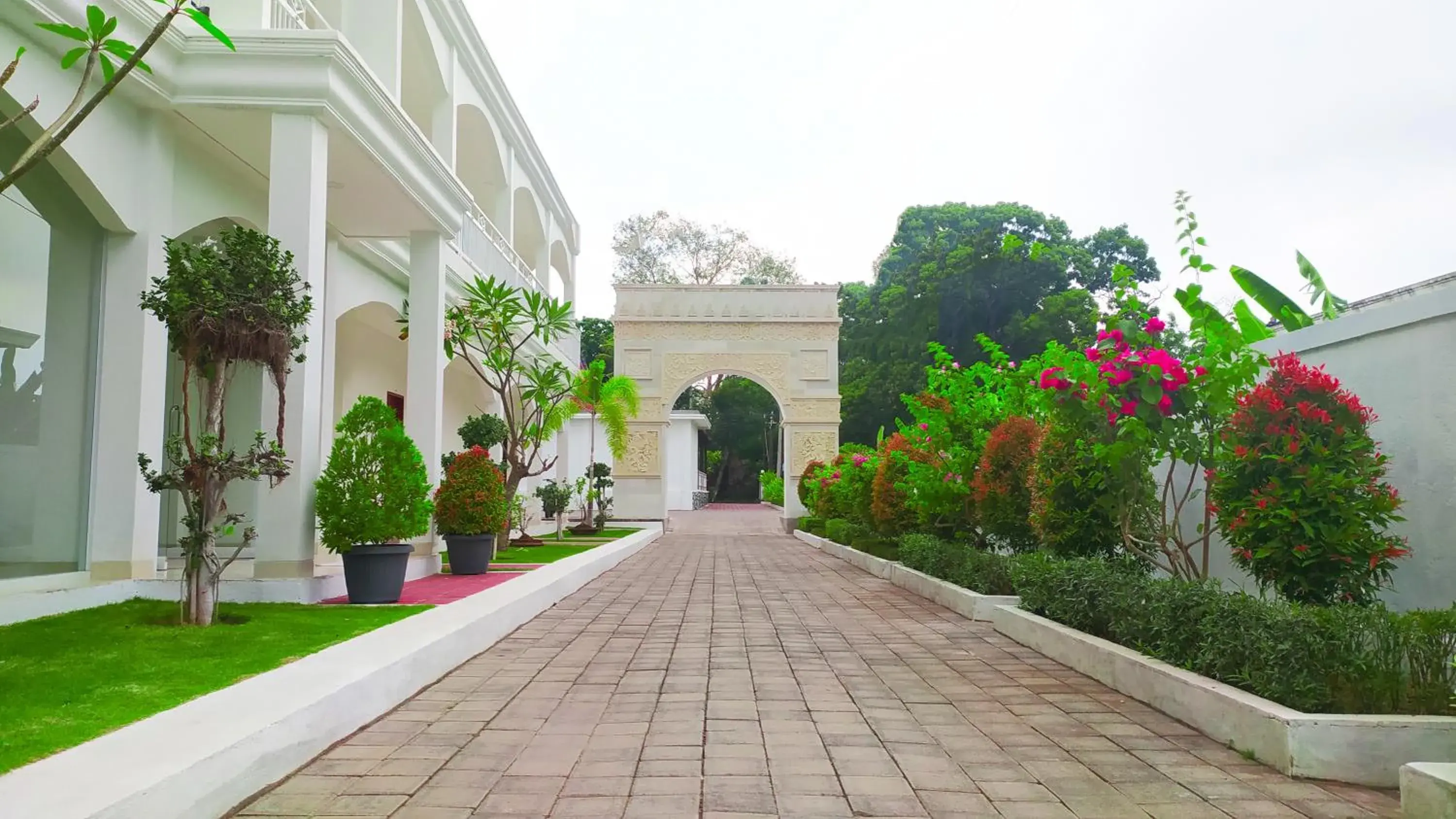 Property building in Puri Lovina Property building in Puri Lovina