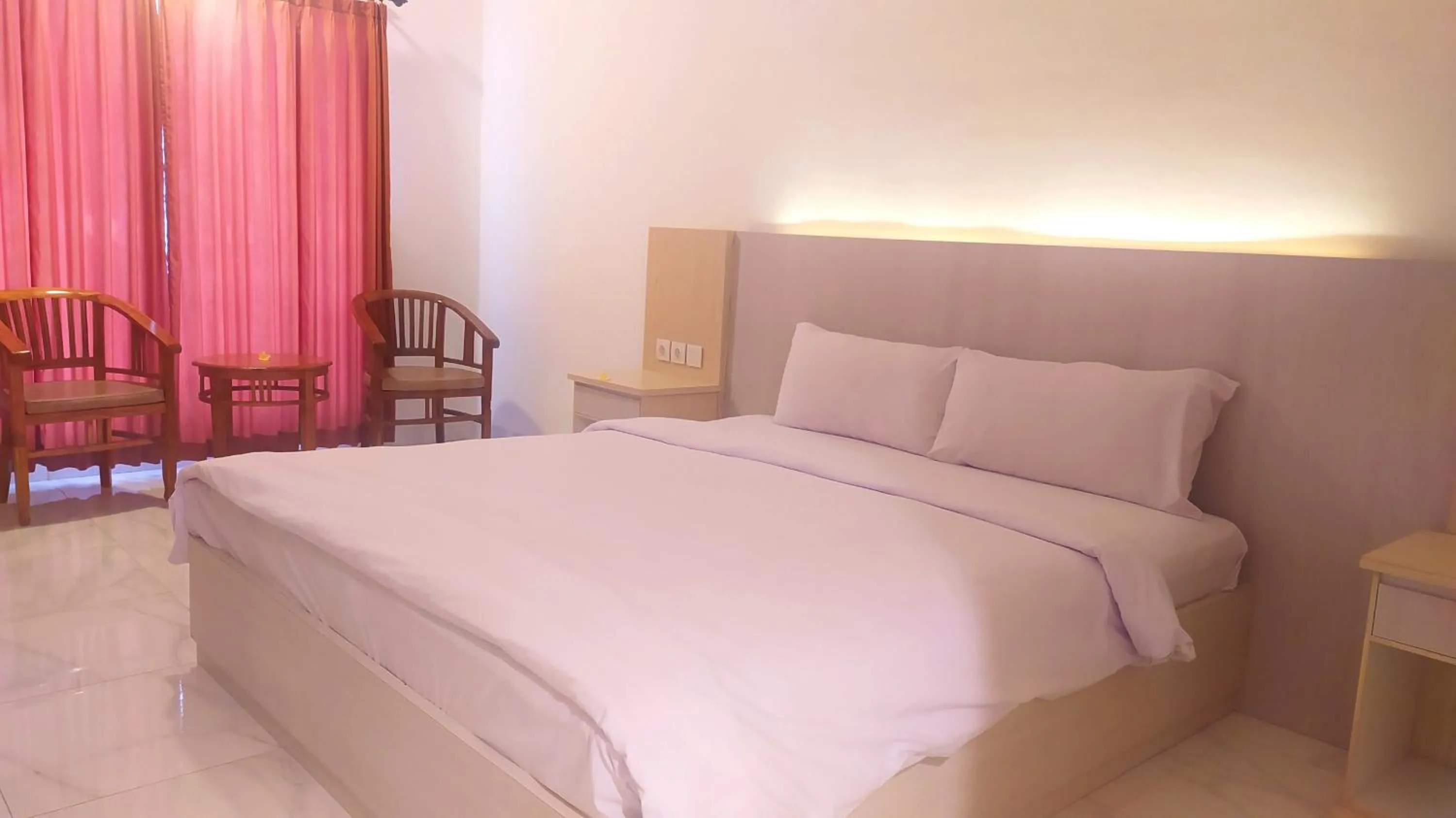 Bedroom, Bed in Puri Lovina