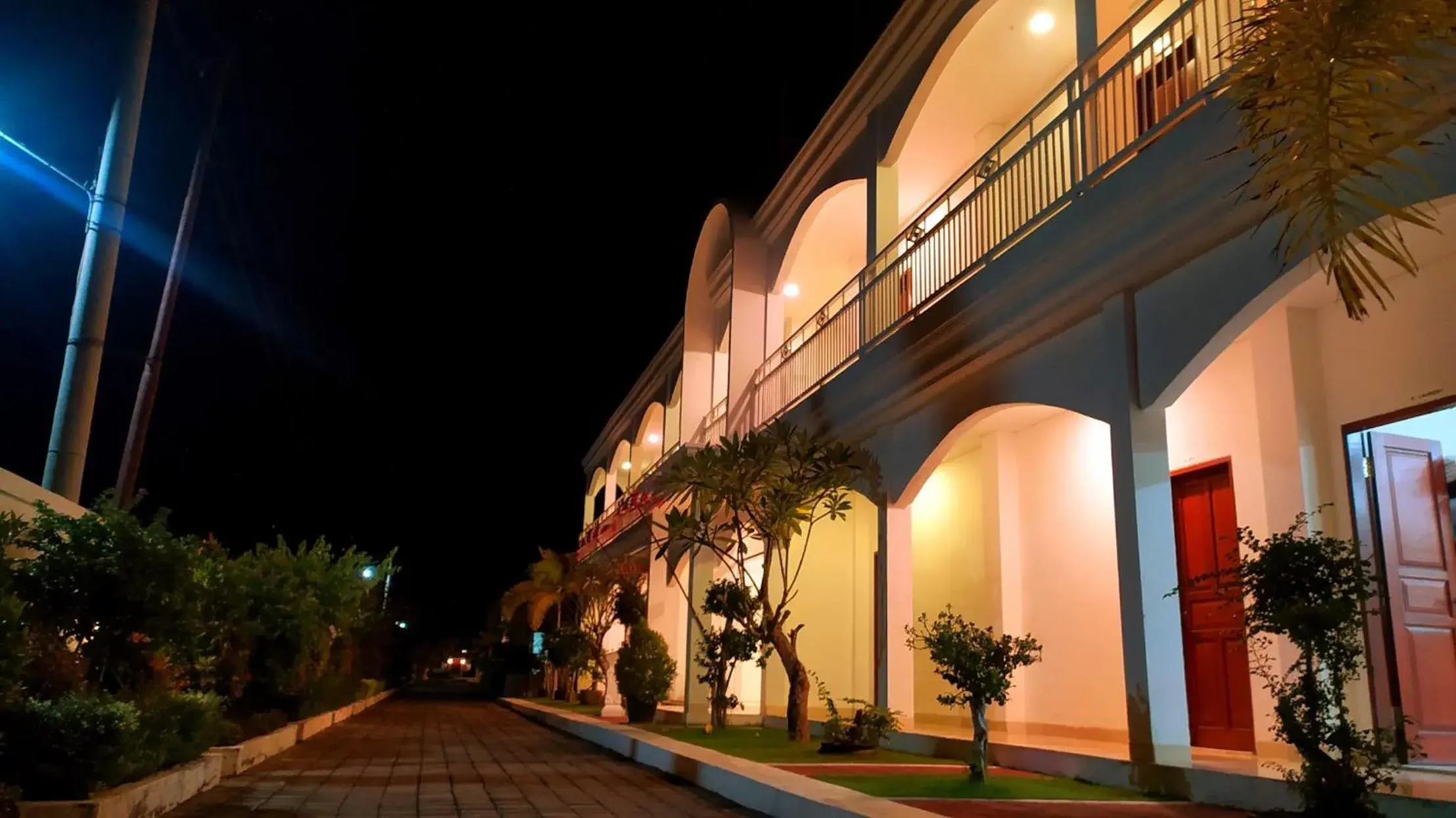 Property building in Puri Lovina Property building in Puri Lovina