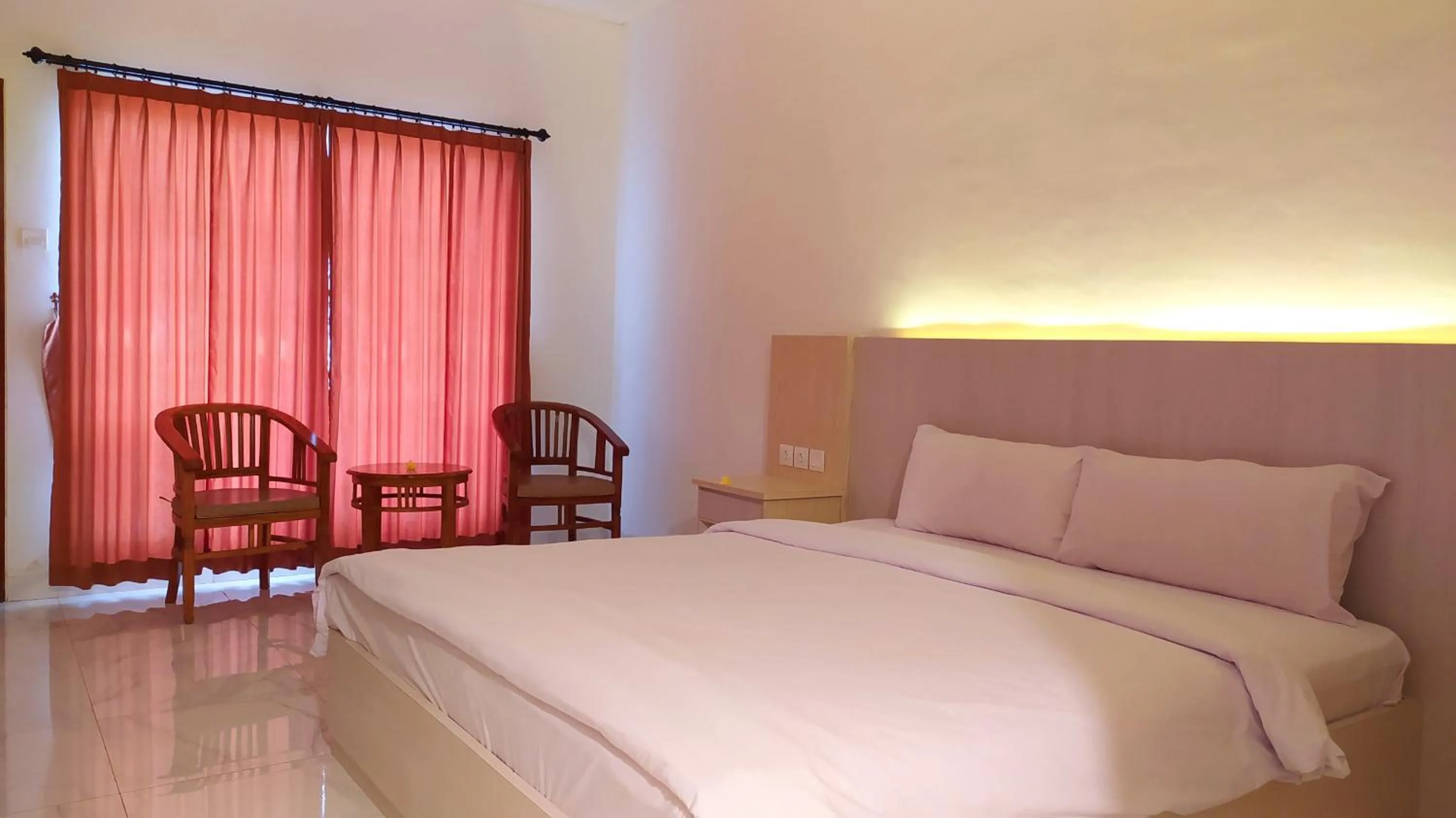 Bedroom, Bed in Puri Lovina