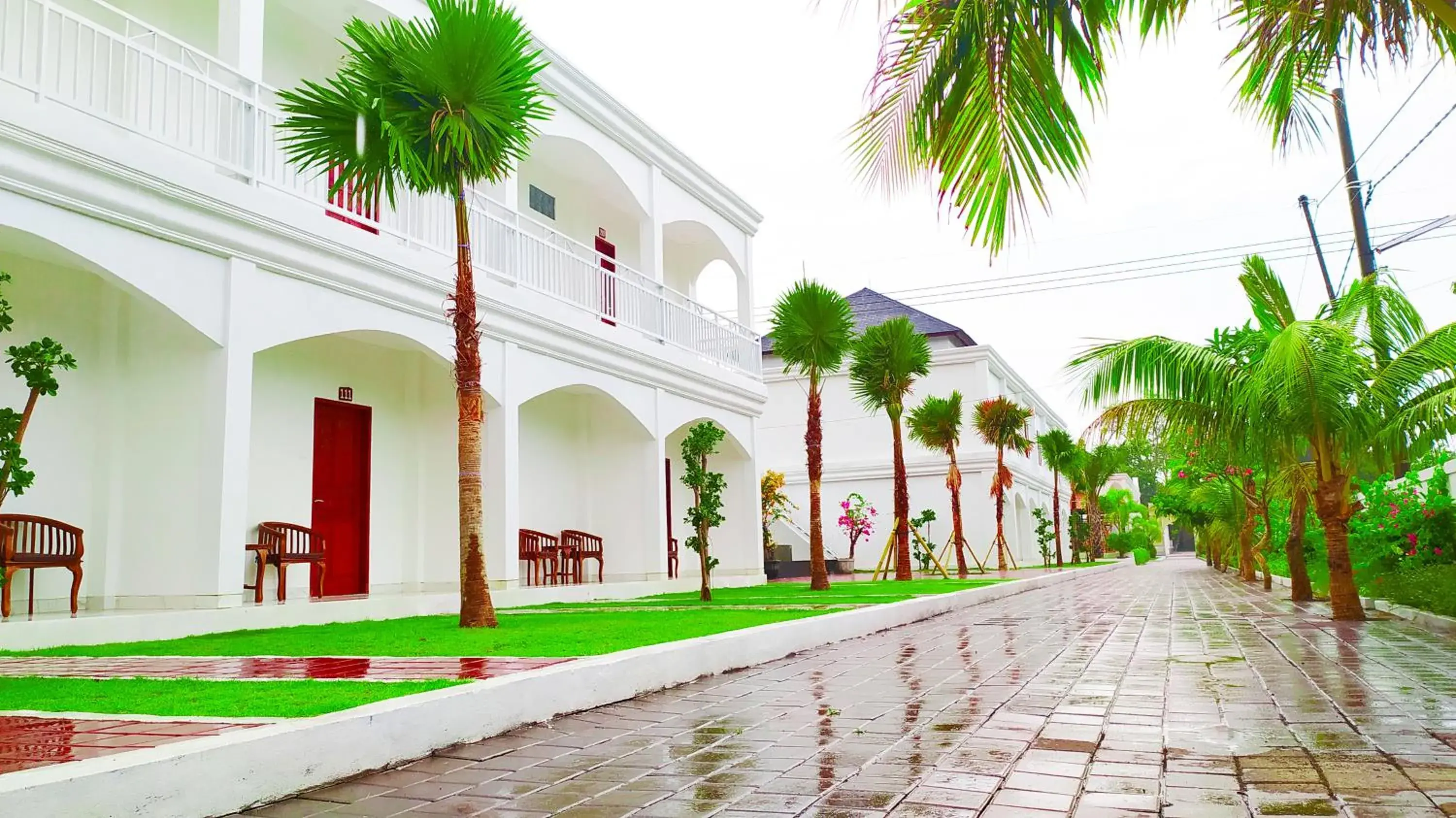 Property building in Puri Lovina Property building in Puri Lovina