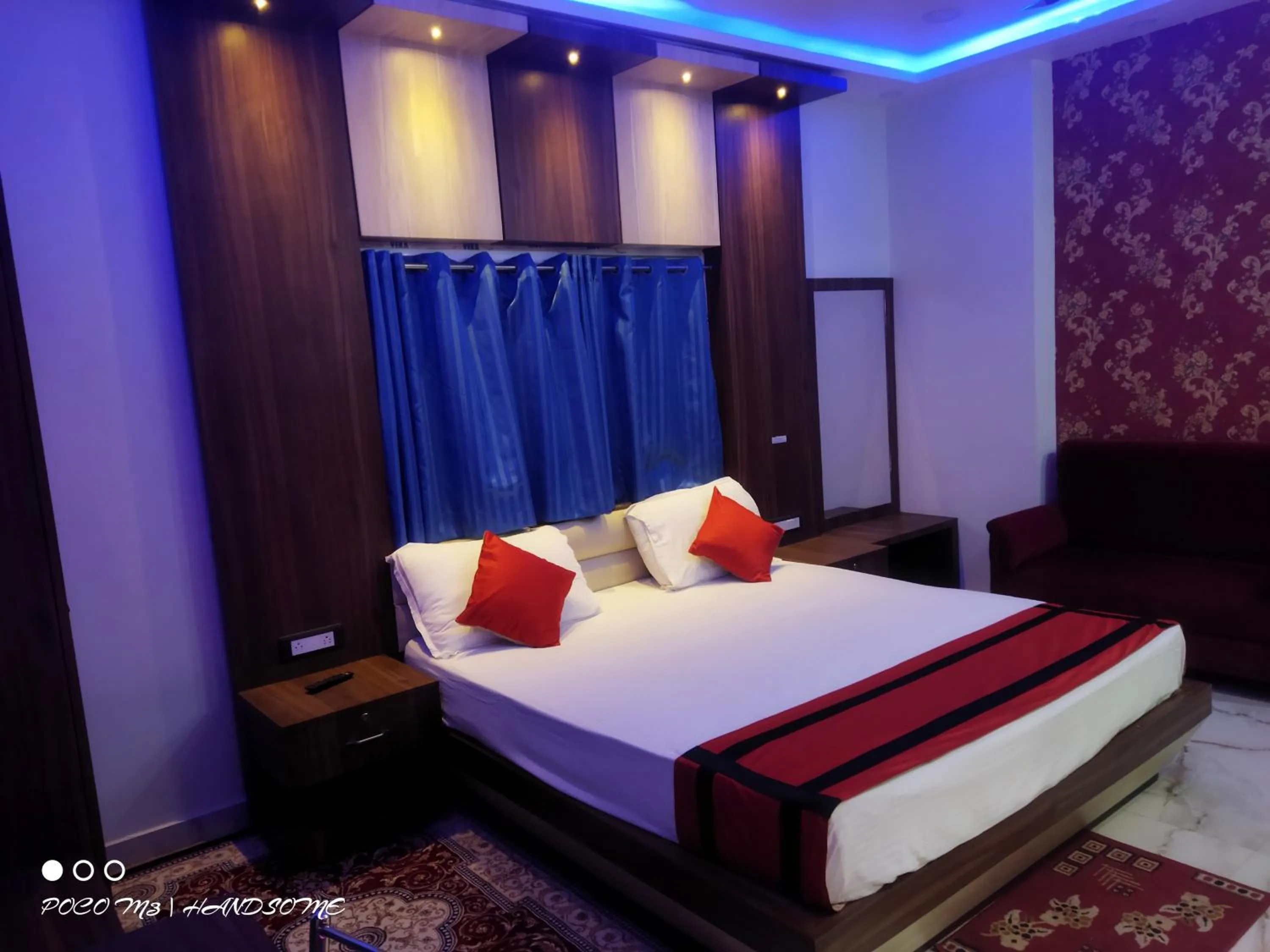 Bed in G P Guest House And Banquet Hall