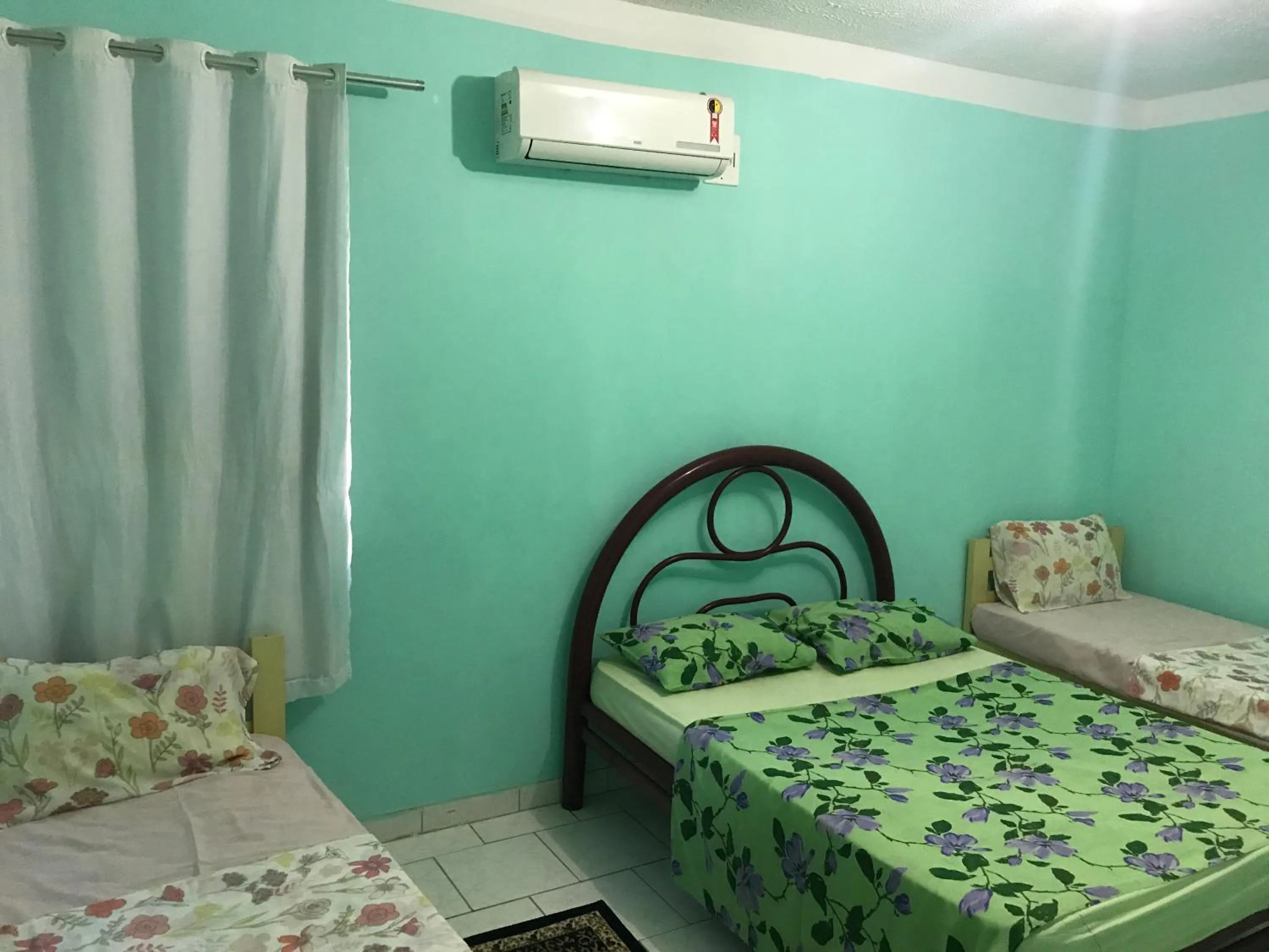 Photo of the whole room, Bed in Brazil Inn Hostel