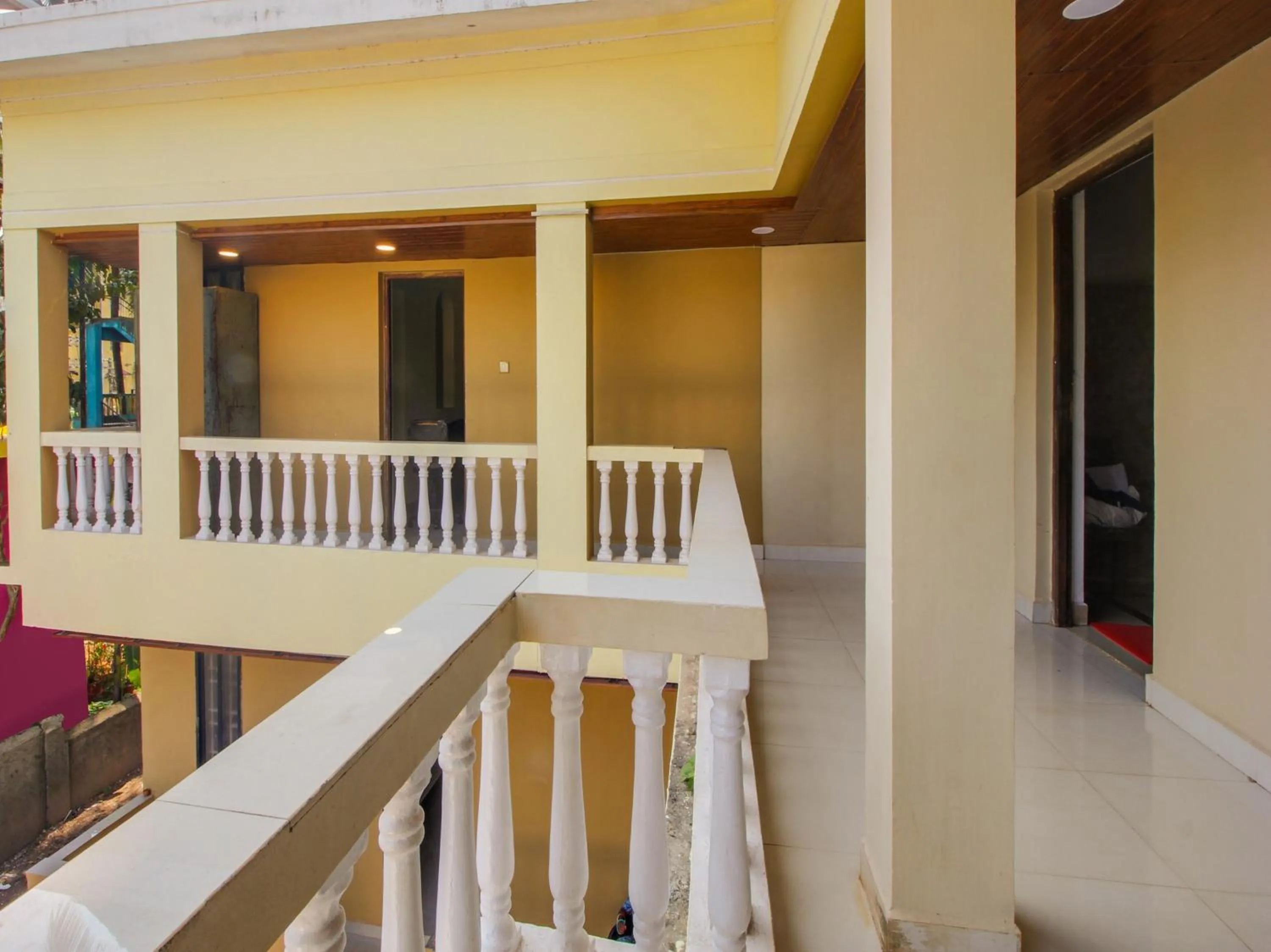 Lobby or reception in Hotel O by OYO Guddan Holiday