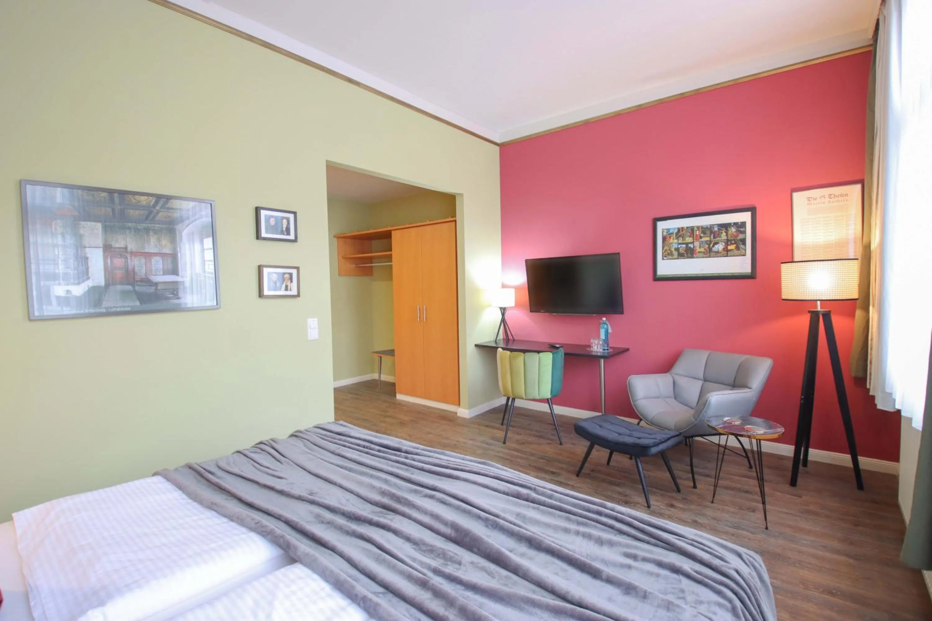 Photo of the whole room, Bed in Boutique Hotel Schwarzer Baer