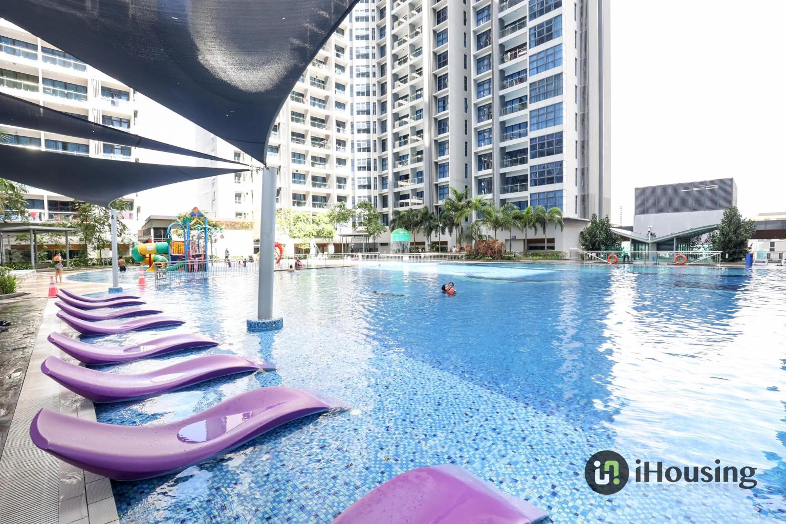 Swimming pool in Atlantis Residence Premium By I Housing