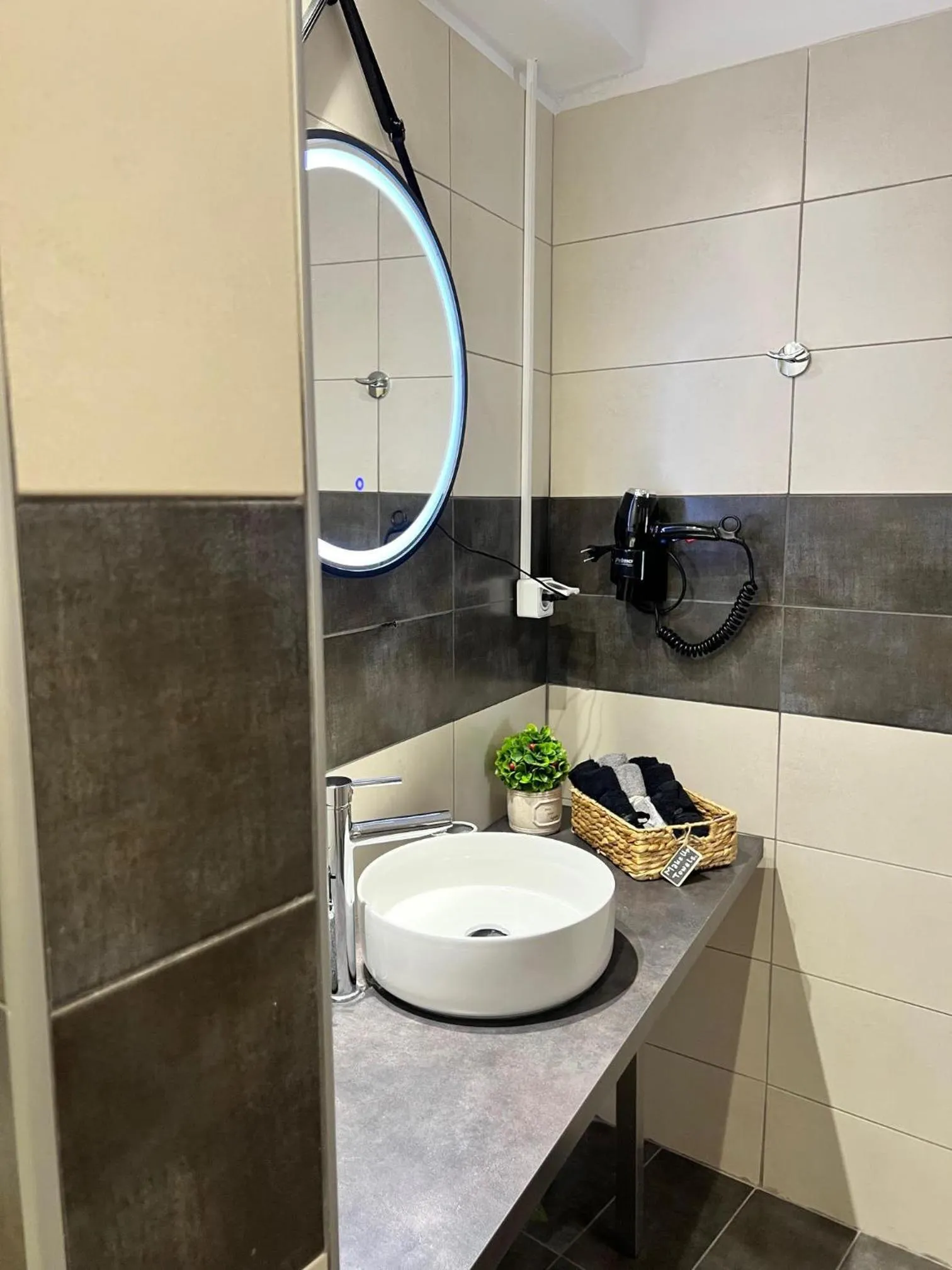 Bathroom in Compass Lofts Athens