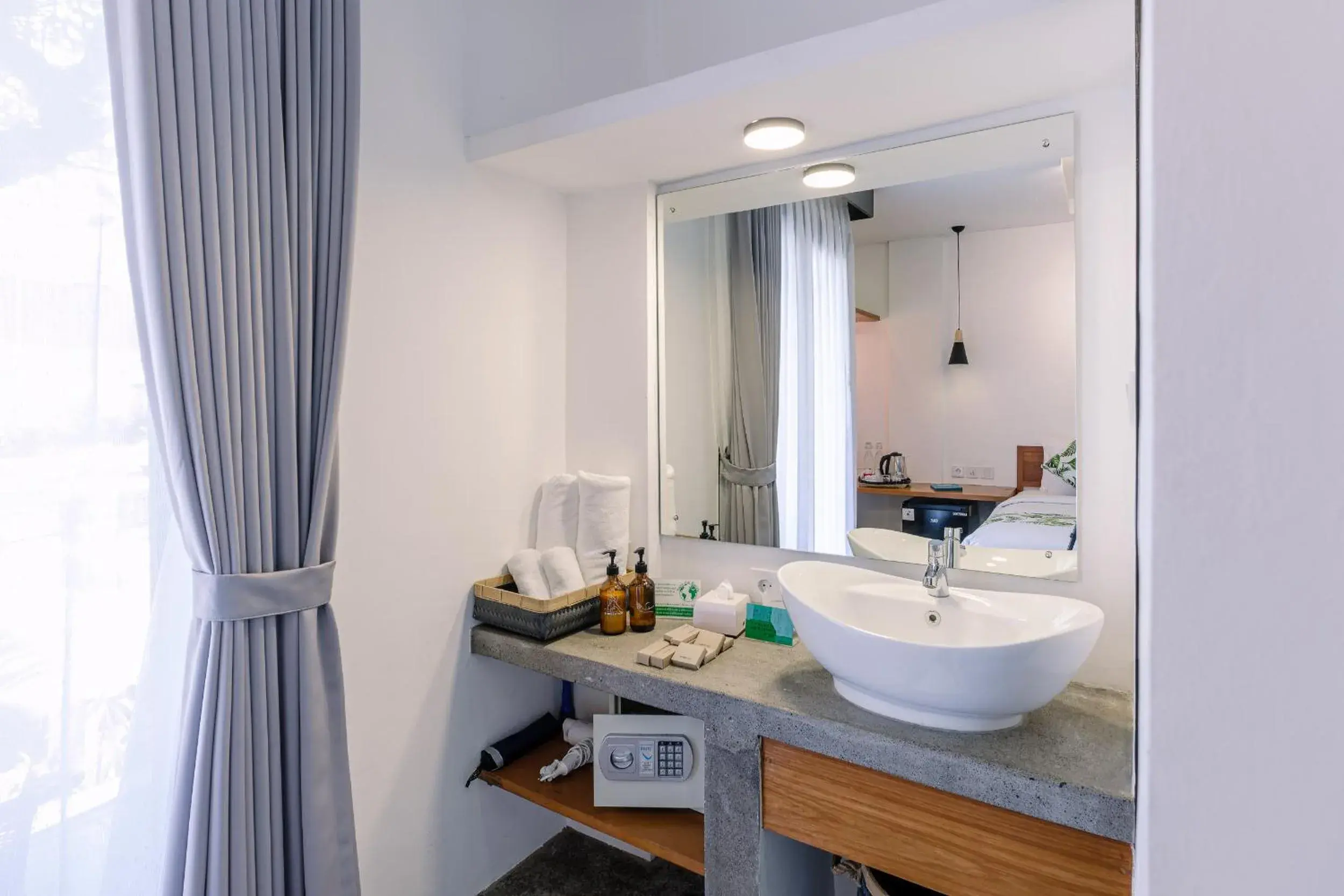 Double Room with Balcony in Chandi Hotel Ubud Double Room with Balcony in Chandi Hotel Ubud